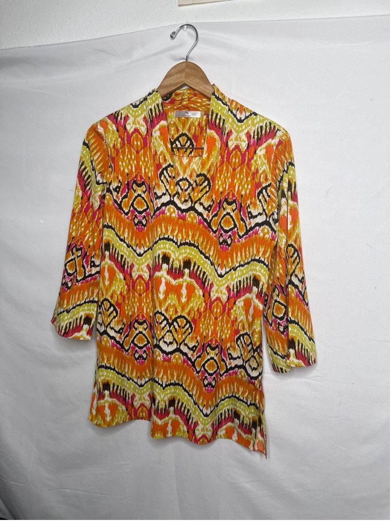 Modern Notoriety NWOT Natori kimono vibrant pattern 3/4 sleeve blouse top Sm Size S / US 4 / IT 40 - 2 Thumbnail