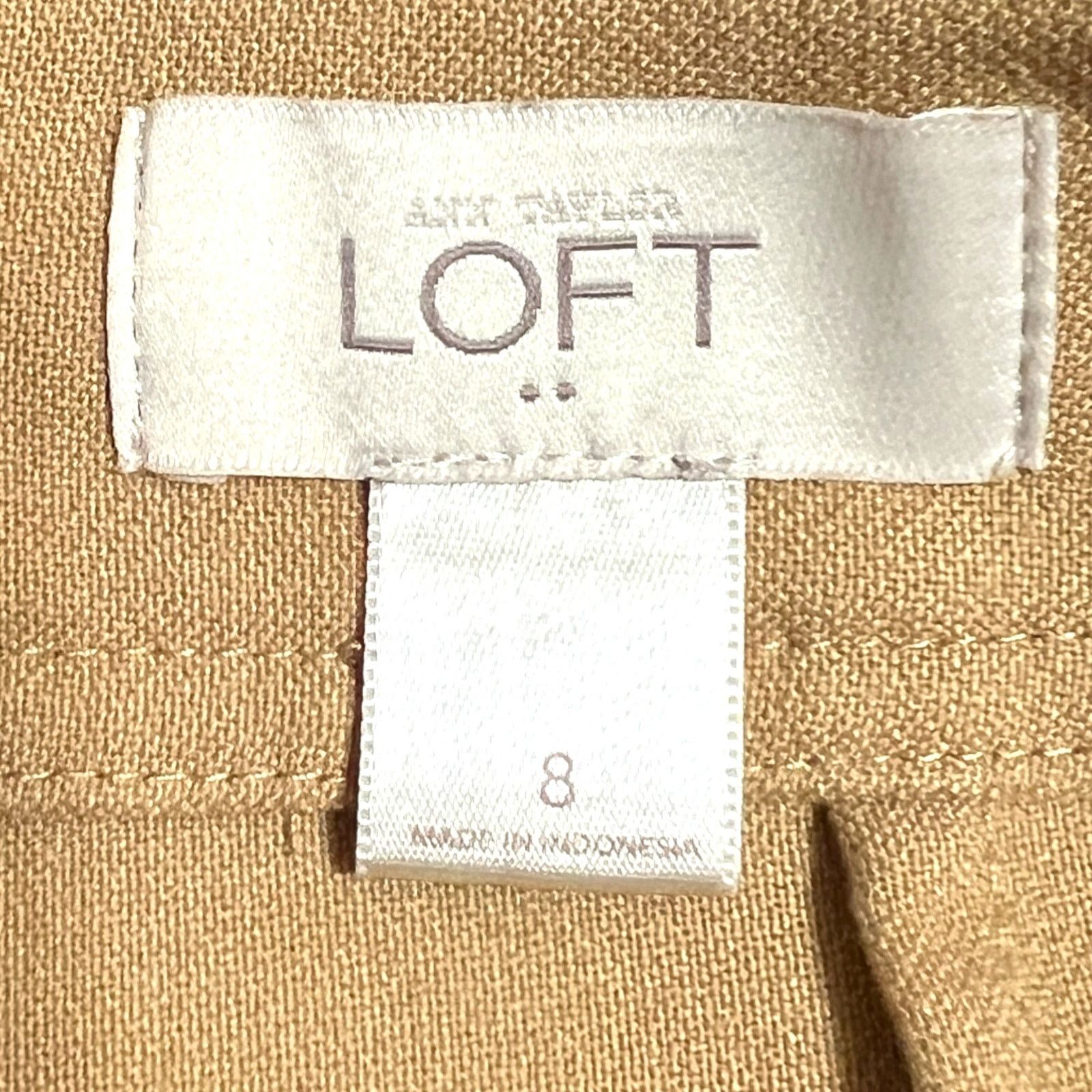 Loft Button Work Pocket Zipper Closure Back Slit A-Line Skirt Size 30" / US 8 / IT 44 - 5 Thumbnail