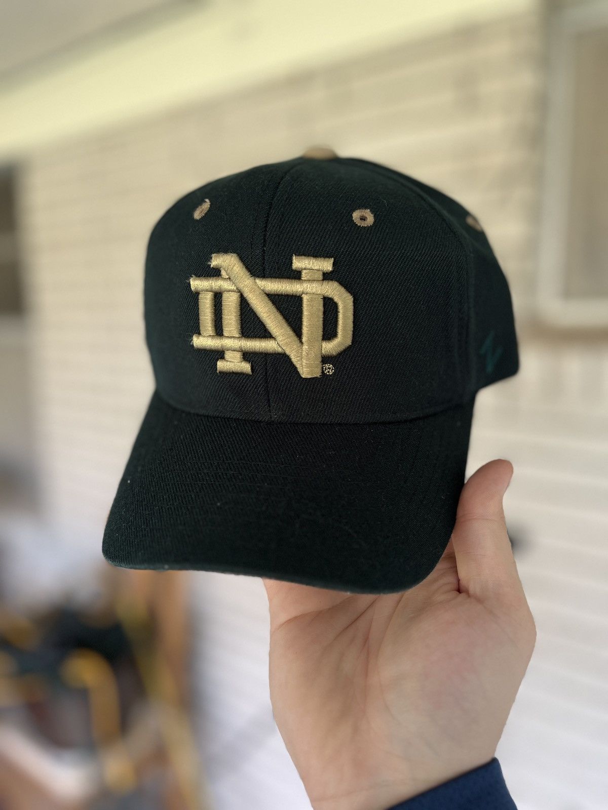 Sports Specialties Vintage 90’s Notre Dame Fighting Irish ☘️ NCAA SnapBack Hat Size ONE SIZE - 1 Thumbnail