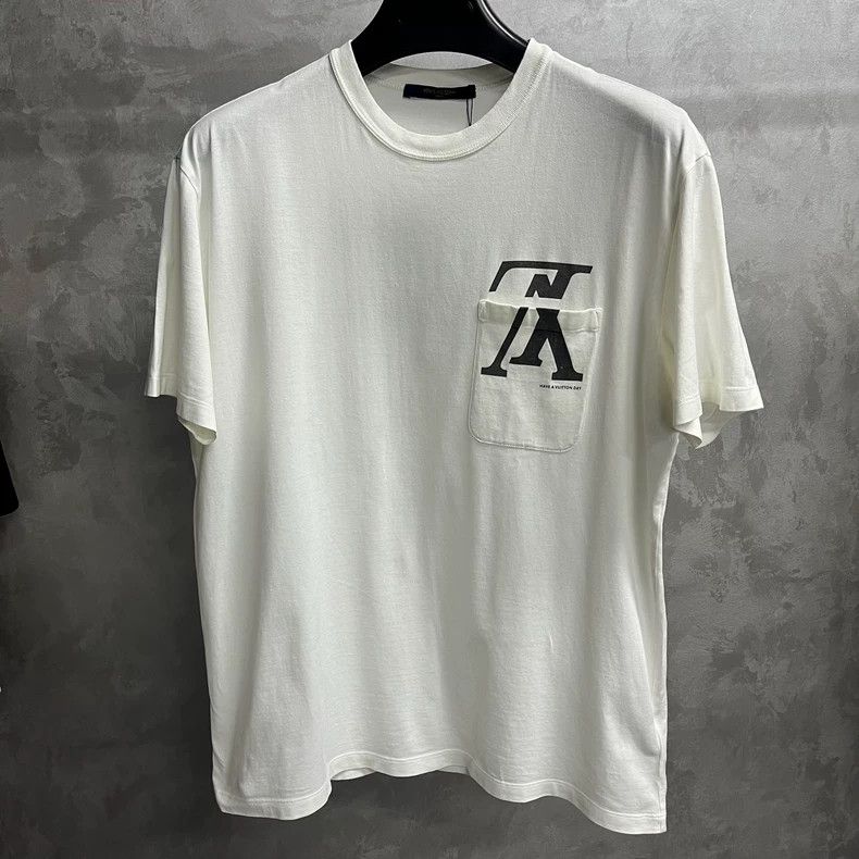 Louis Vuitton Louis Vuitton White inverted V printed logo short sleeve Size US M / EU 48-50 / 2 - 1 Thumbnail