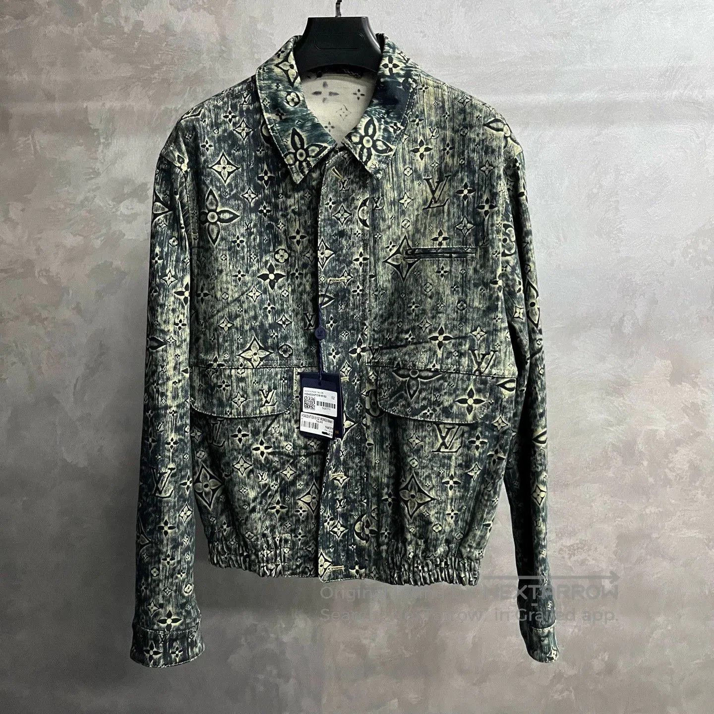 Louis Vuitton gray logo button-up long sleeve jacket. Size US L / EU 52-54 / 3 - 1 Thumbnail
