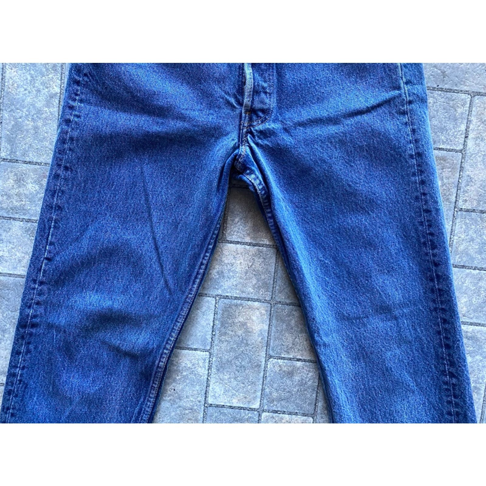 Levi's VINTAGE Levi’s 501 Jeans Blue Men’s 31x34 Flaws Wear Size US 31 - 3 Thumbnail