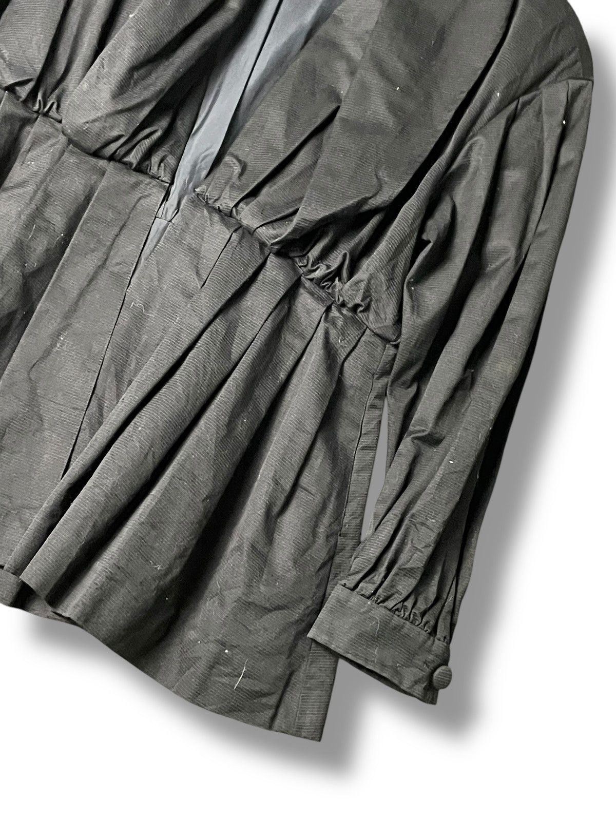 Japanese Brand EPRISE Brand Pleated Down Puff Shirt (61) Size XXS / US 00 / IT 34 - 3 Thumbnail