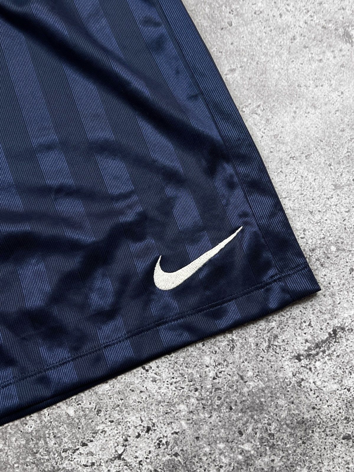Nike Nike Vintage Dri Fit Drill Shorts Size US 32 / EU 48 - 2 Thumbnail