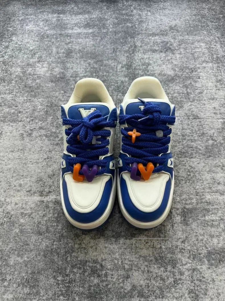 Louis Vuitton Louis Vuitton White Blue Trainer Sneakers. Size US 9 / EU 42 - 1 Thumbnail