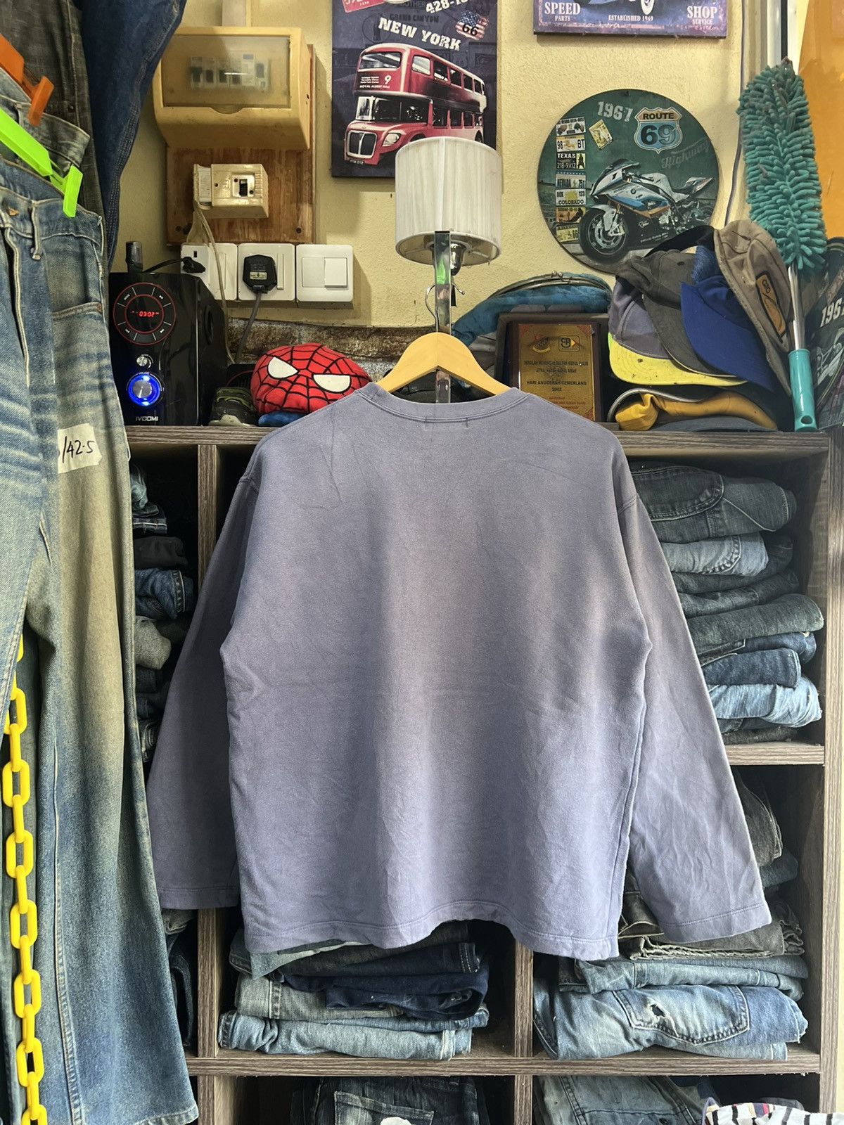 HARE 🔥Rare Sun Faded Hare Single Pocket Crewneck Sweatshirt Size US M / EU 48-50 / 2 - 2 Thumbnail