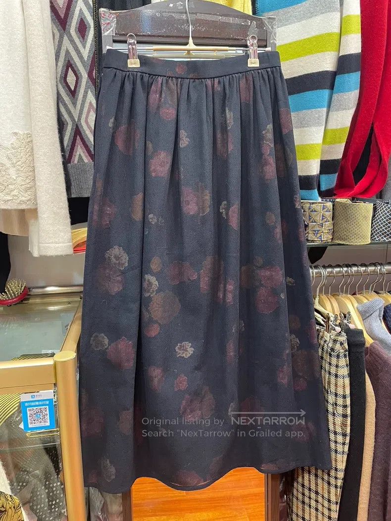 Comme des Garcons Comme Des Garcons size M Classic floral skirt Size 23" - 2 Thumbnail