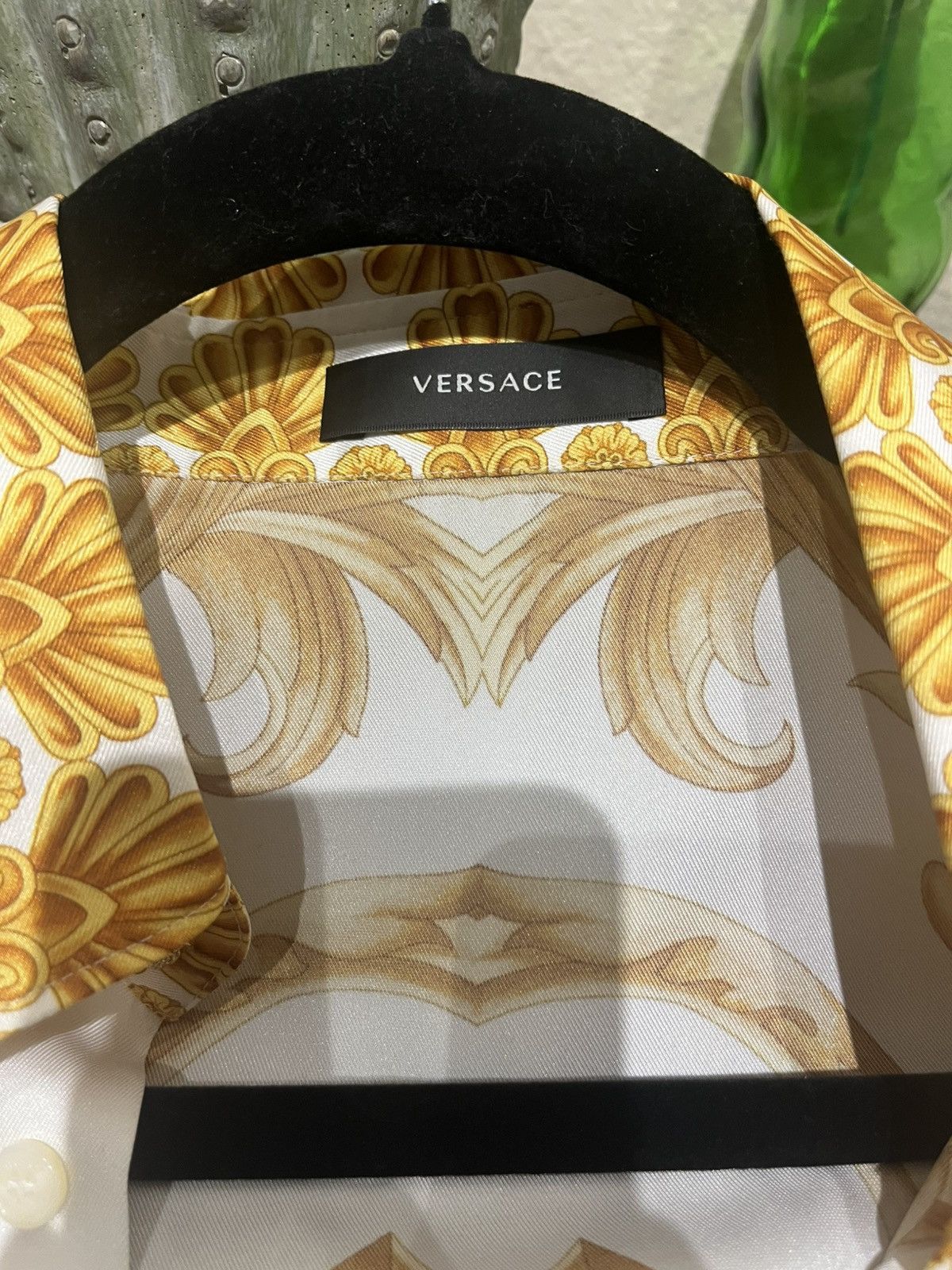 Versace VERSACE BUTTON UP SHIRT Size US S / EU 44-46 / 1 - 2 Thumbnail