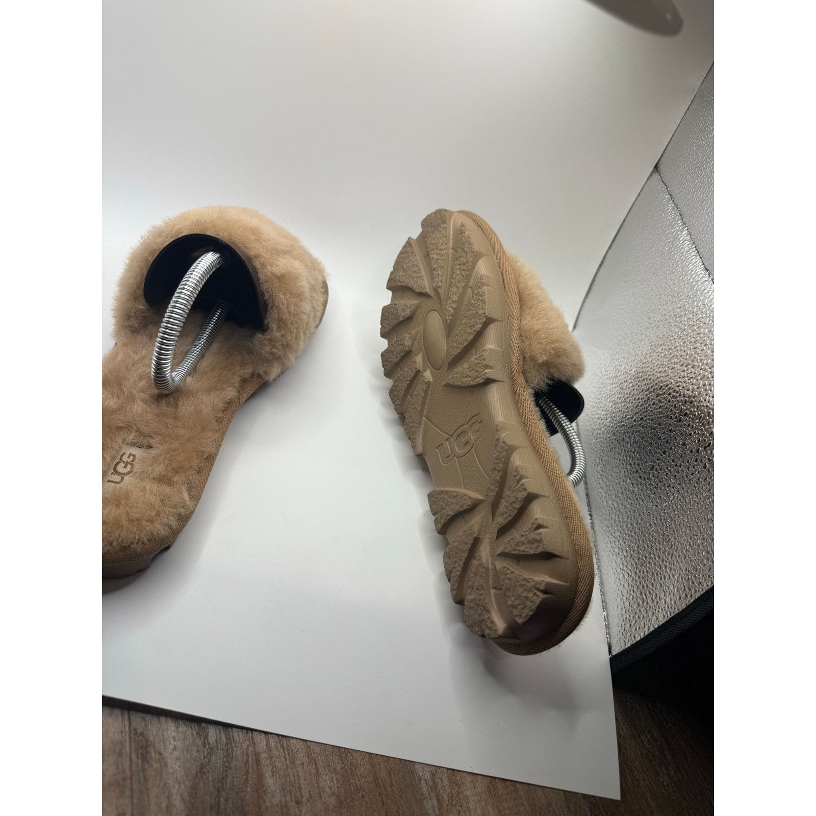 Ugg Women’s Ugg Size 9 Fur Slide Sandals Cozy Tan SN 1100892 Size US 9 / IT 39 - 3 Thumbnail