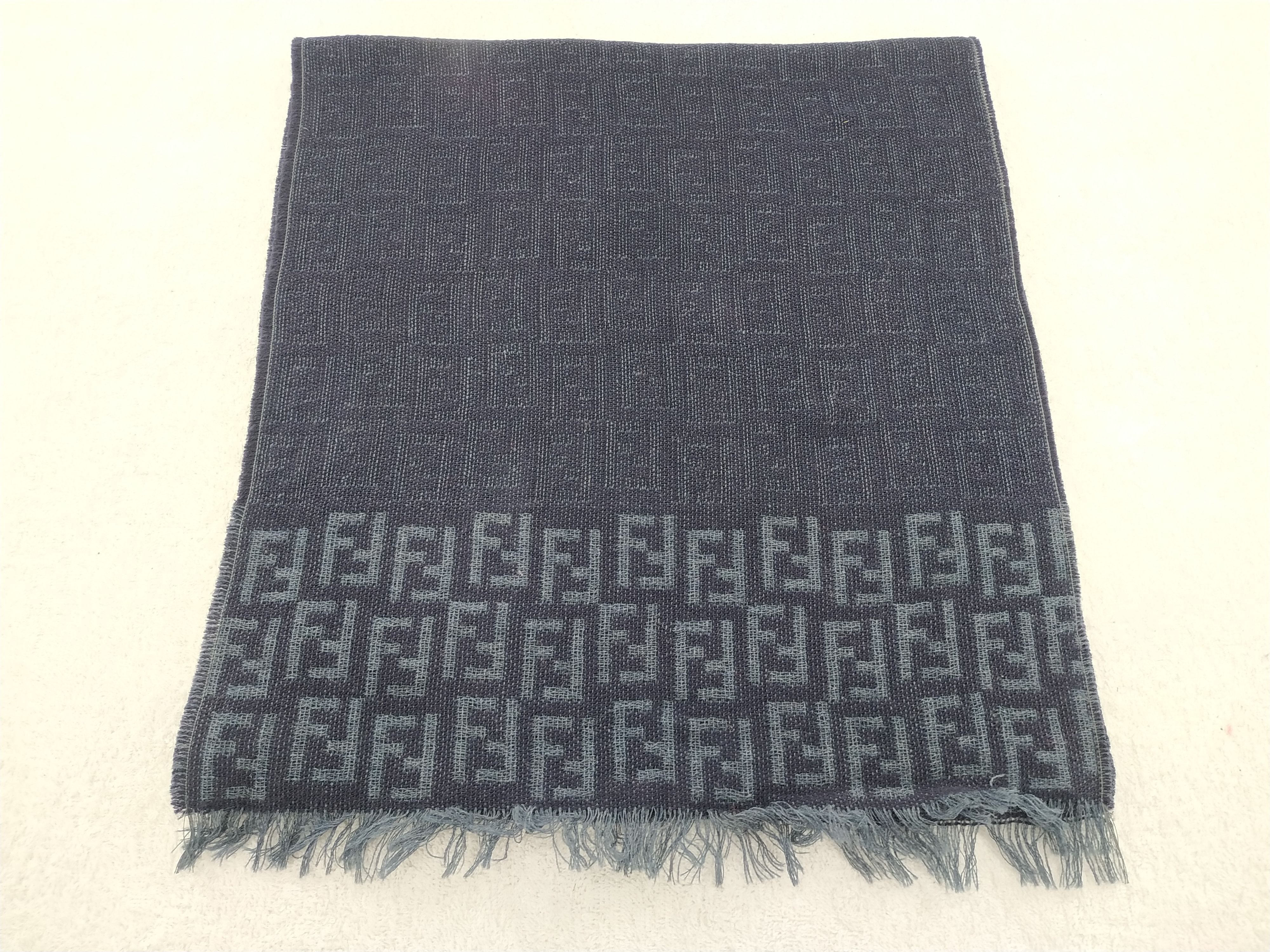 Fendi Vintage Fendi Scarf/Muffler/Neckwear MF384 Size ONE SIZE - 1 Thumbnail