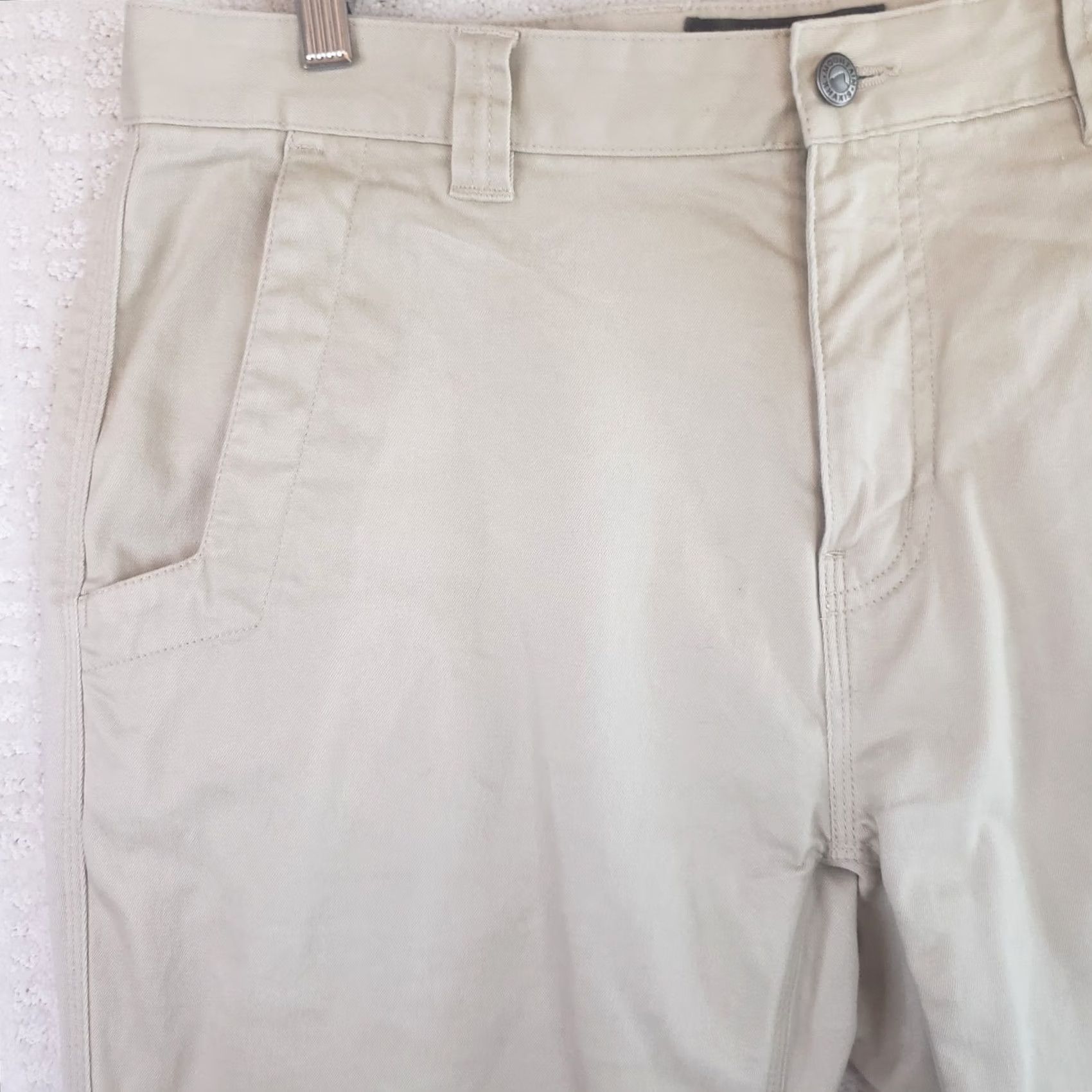 Mountain Khakis Mountain Khakis Chino Pants Straight Leg Mens 35x31 Khaki 5-Pocket Logo Pockets Outdoor Casual Workwear Winter Fall Spring Slacks Size US 35 - 5 Thumbnail