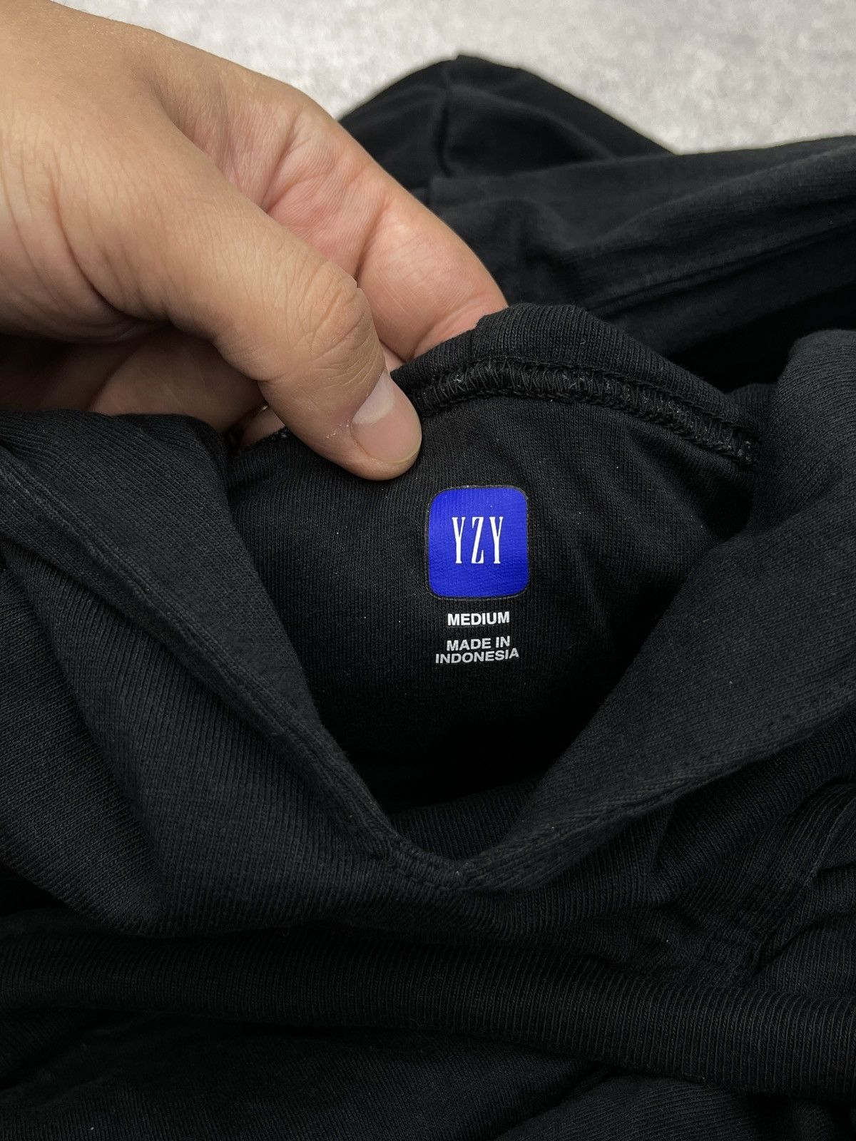 Balenciaga × Gap × Yeezy Kanye West Yzy Gap Padded Hoodie Black ENGINEERED BALENCIAGA Size US M / EU 48-50 / 2 - 12 Thumbnail