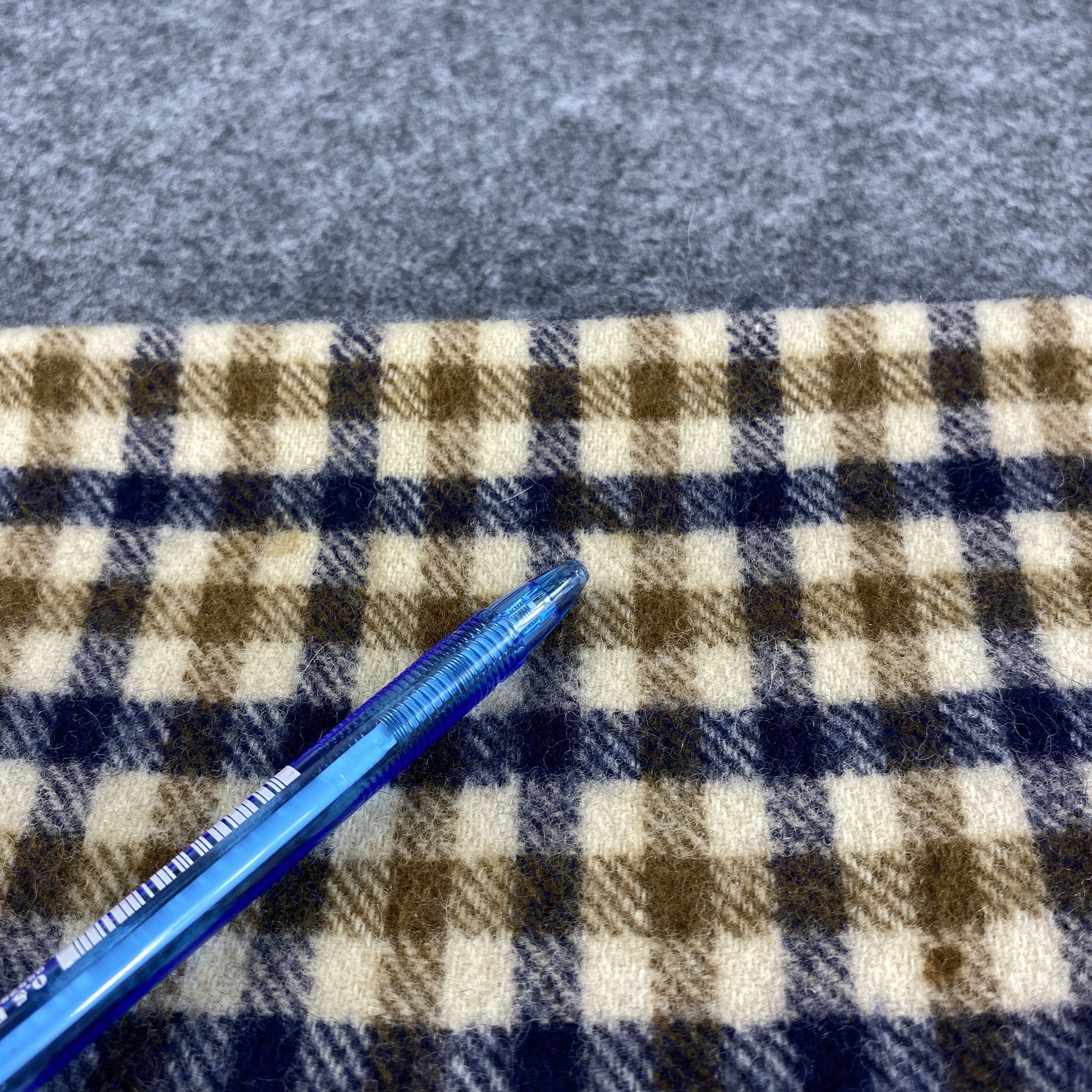 Aquascutum × Vintage Aquascutum Scarf # Muffler # Neckwear # D544 Size ONE SIZE - 7 Thumbnail