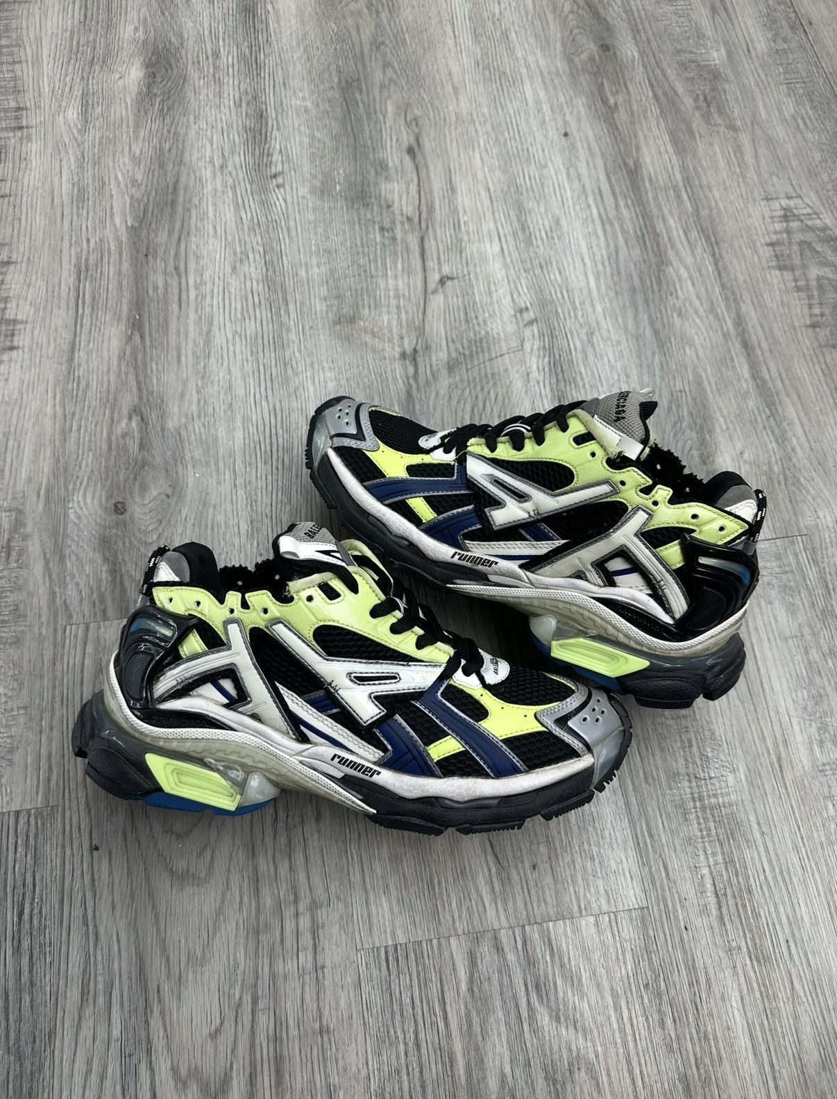 Balenciaga Balenciaga Runner - Green/Black/Silver Size US 9 / EU 42 - 2 Thumbnail