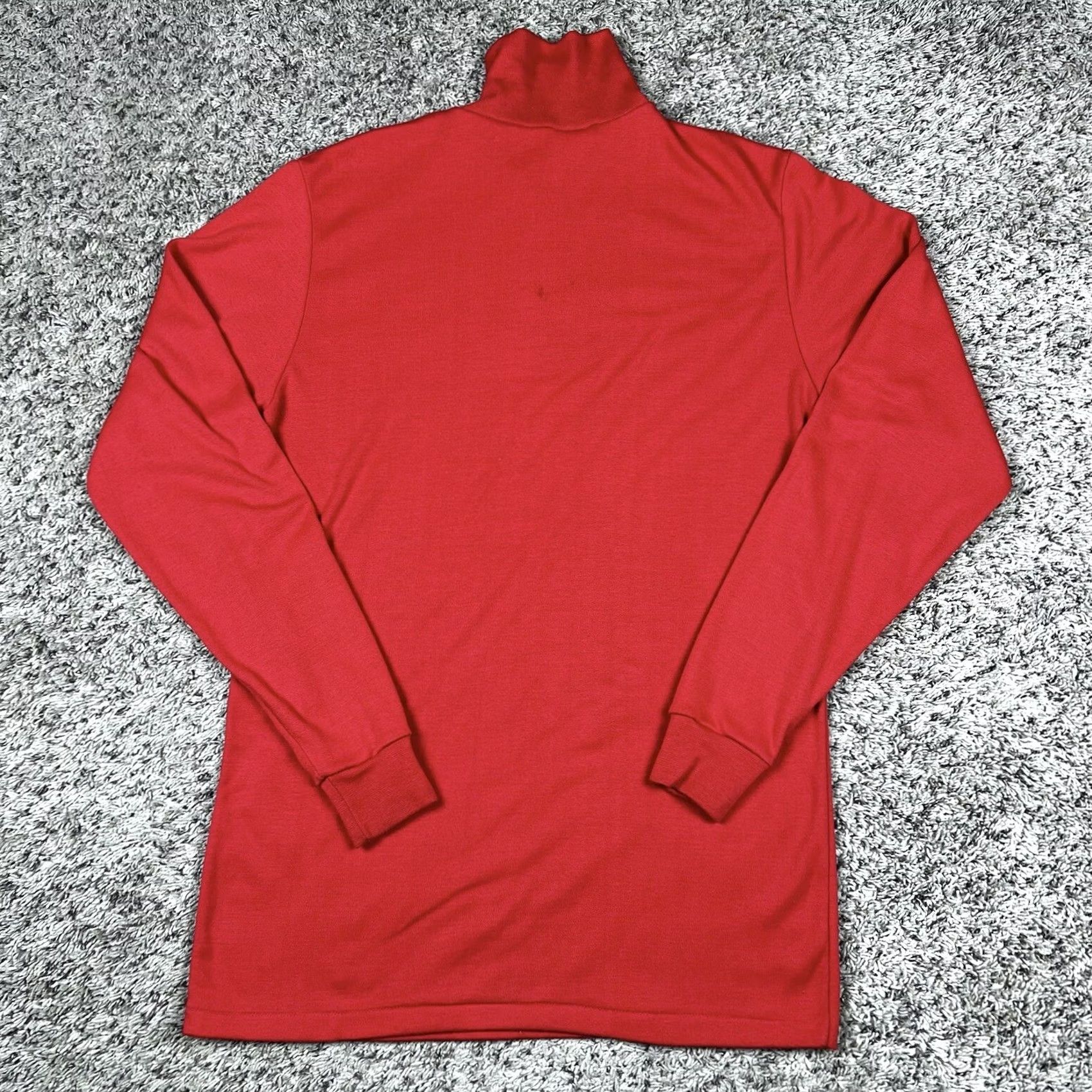 Vintage VINTAGE L.L. Bean Quarter Zip Men Medium Red Pullover Stretch Fit Athletic Wear Made USA Shirt Mens Red, Solid, Long Sleeve, Polyester, Logo Size US M / EU 48-50 / 2 - 3 Thumbnail