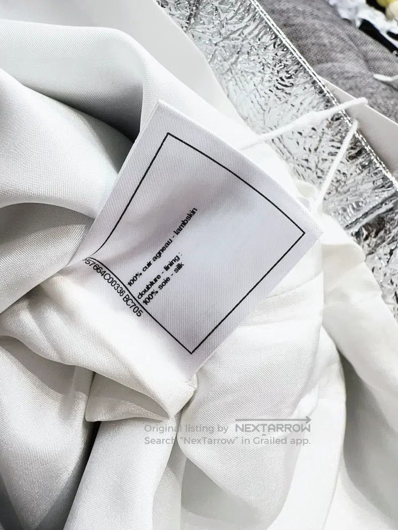 Chanel Chanel 17K ground control centre silver shiny skirt Size 24" / US 00 / IT 34 - 7 Thumbnail