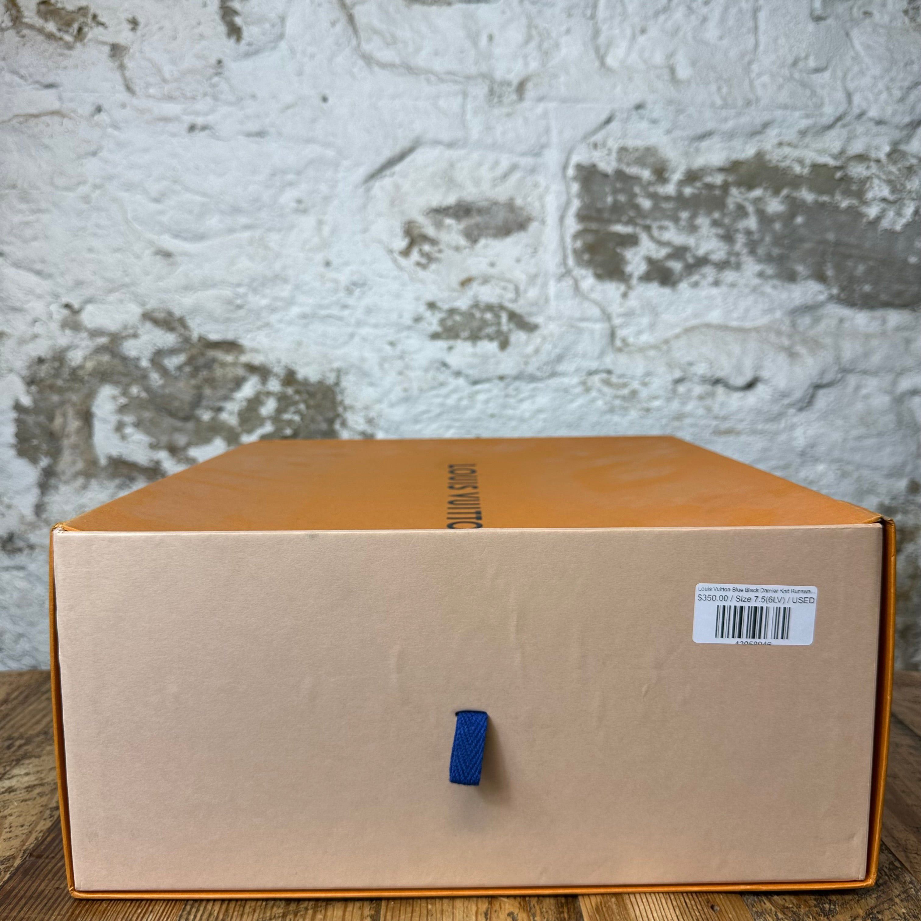 Louis Vuitton Louis Vuitton Blue Black Damier Runaway Sneaker Sz 7.5 (6LV) Size US 7.5 / EU 40-41 - 8 Thumbnail