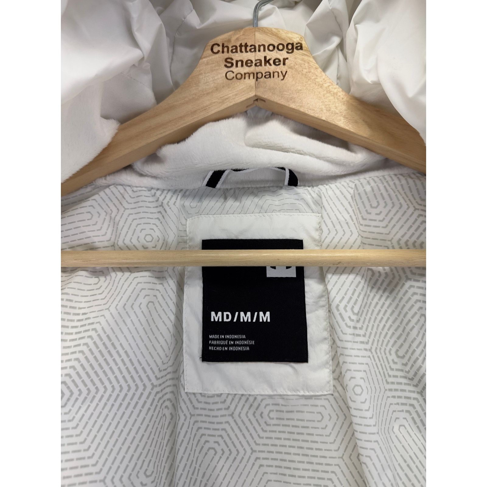 Under Armour Under Armour Puffer Jacket Womens Medium M White Down Fill Size M / US 6-8 / IT 42-44 - 11 Thumbnail
