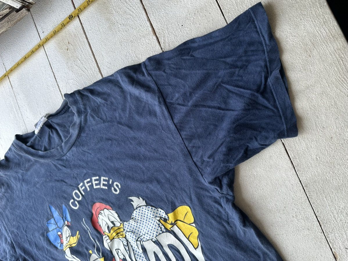 Disney 90s🚨RARE DISNEY DONALD DUCK BIG LOGO MADE IN ITALY Size XXL / US 16-18 / IT 52-54 - 2 Thumbnail