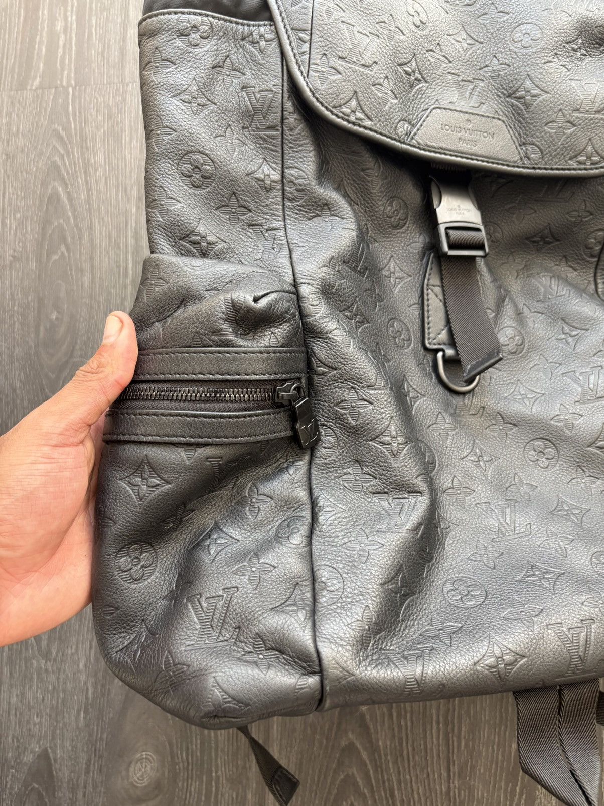 Louis Vuitton Louis Vuitton BookBag Size ONE SIZE - 3 Thumbnail