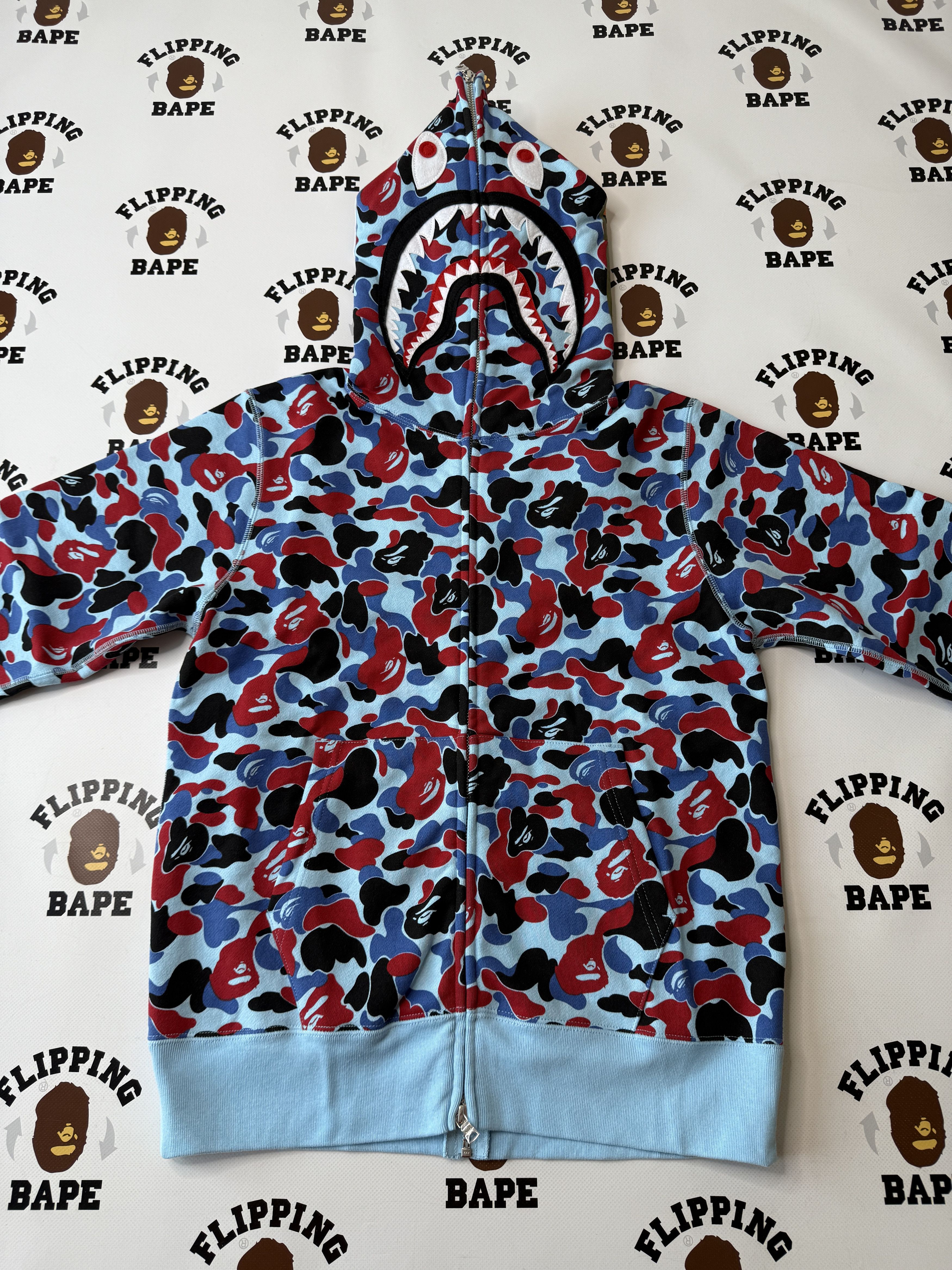 Bape BAPE CHICAGO SHARK FULL ZIP HOODIE Size US S / EU 44-46 / 1 - 10 Thumbnail