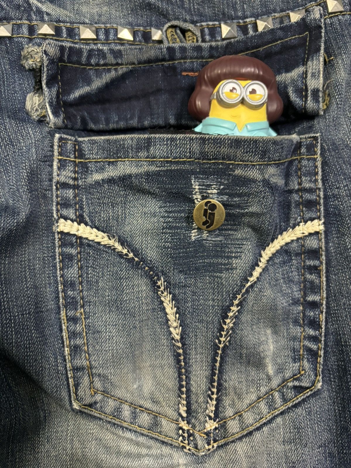 Beauty Beast Vintage Lolita x Beast Studded Flare Distressed Punk Jeans Size US 35 - 14 Thumbnail