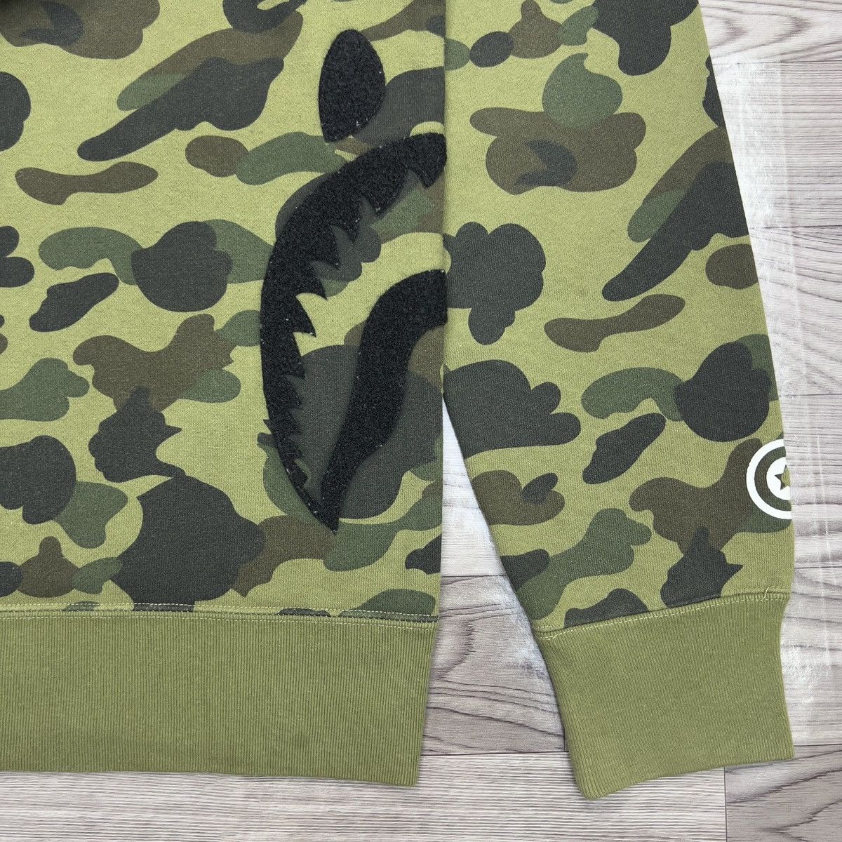Bape Bape Shark Hoodie With Removable Patches Size L Size US L / EU 52-54 / 3 - 24 Thumbnail