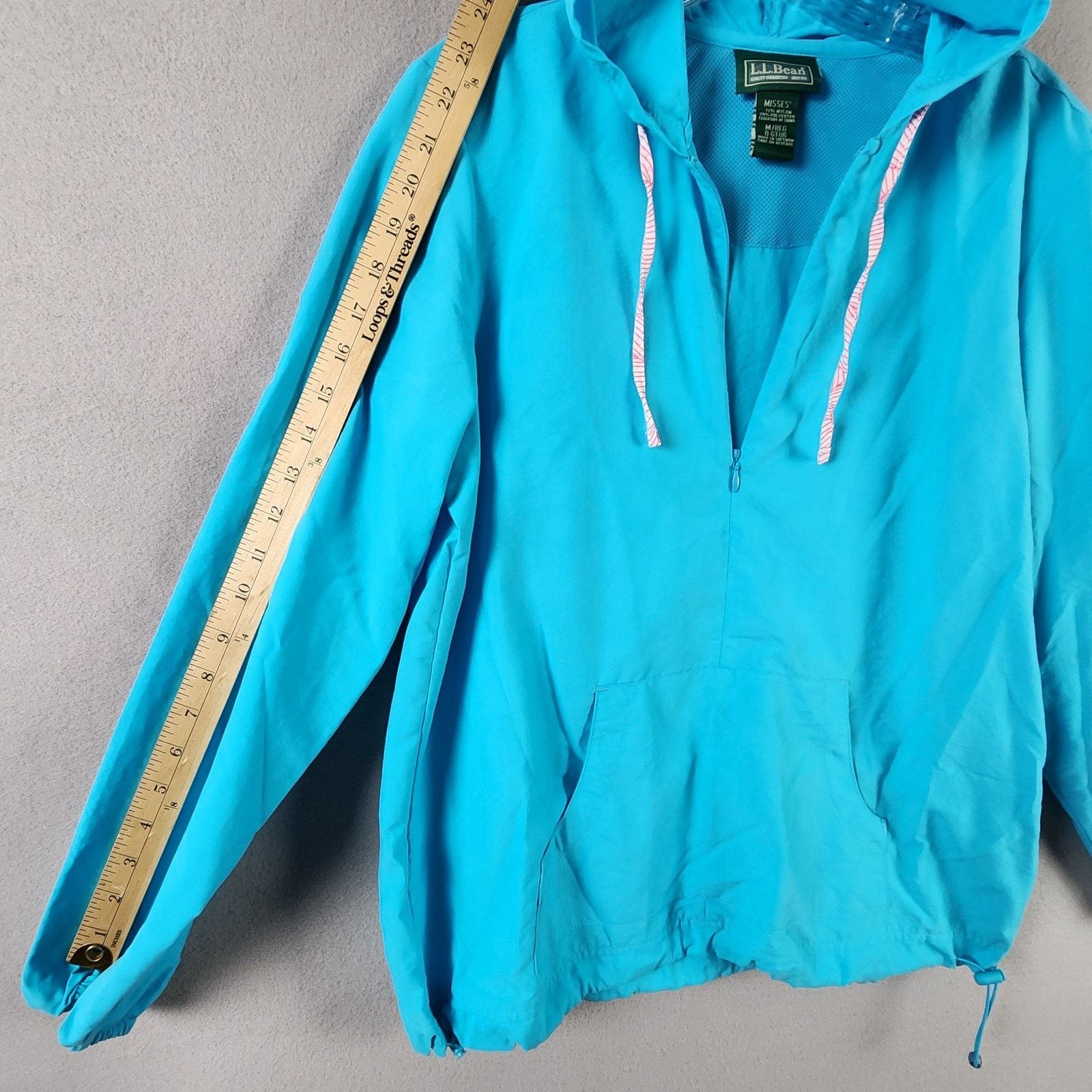 L.L. Bean L.L. Bean Pullover Windbreaker Misses' Medium 1/2 Zip Hooded Size M / US 6-8 / IT 42-44 - 4 Thumbnail