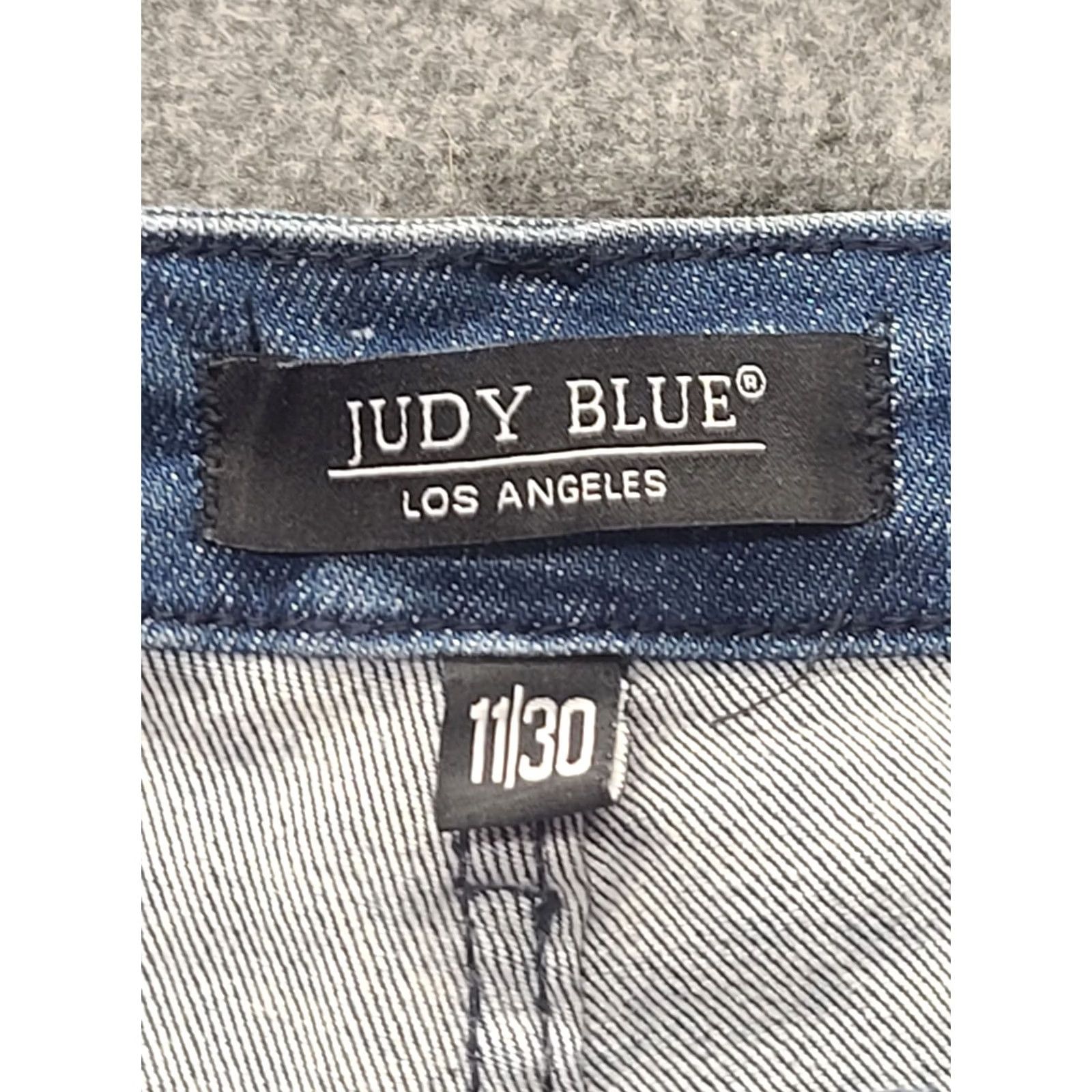 Vintage Judy Blue Jeans Womens 28x27 Skinny Fit High Rise Ankle Distressed Denim Pocket Zipper Button 5-Pocket Design Sm*liM Bohemian City Preppy Jeans Women Size 32" / US 10 / IT 46 - 2 Thumbnail
