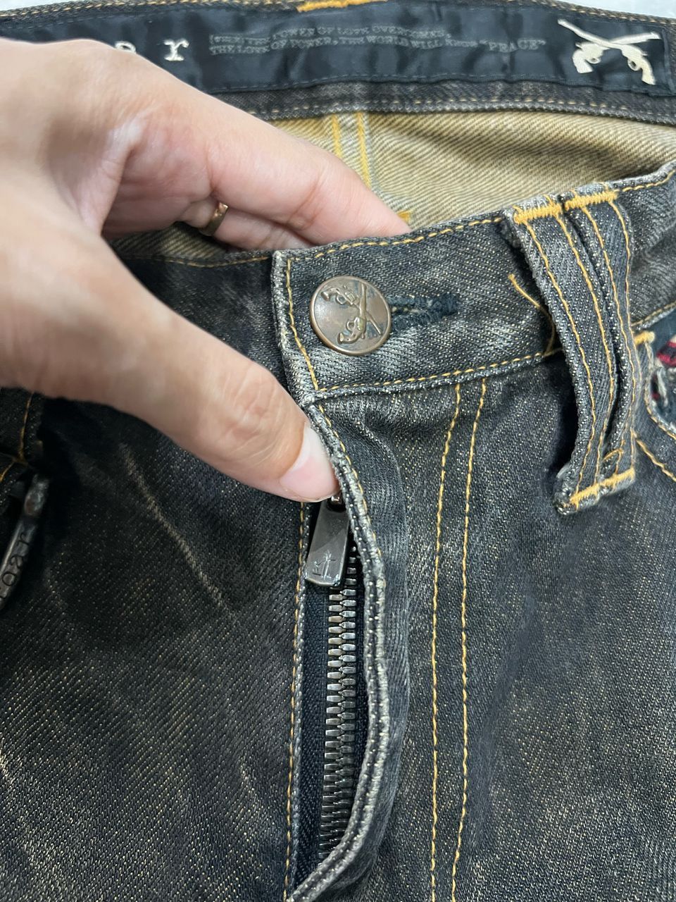 If Six Was Nine × Japanese Brand Vintage Roar Love And Peace Distress Denim Jeans Size US 32 / EU 48 - 6 Thumbnail