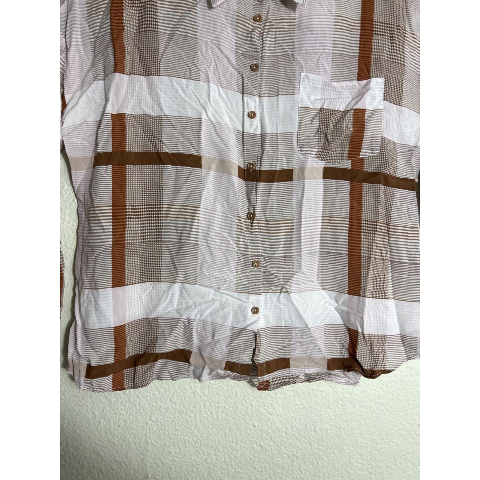 BKE BKE Buckle Females Long Sleeve Button-Up Top Striped Brown White Rayon L Womens Shirt Size L / US 10 / IT 46 - 6 Thumbnail