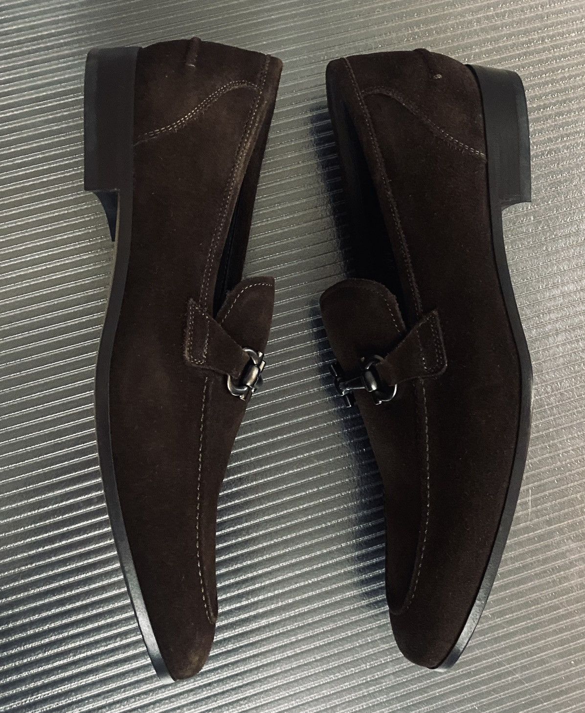 Salvatore Ferragamo Ferragamo new chocolate buc suede tapas loafer 9 D NEW Size US 9 / EU 42 - 11 Thumbnail