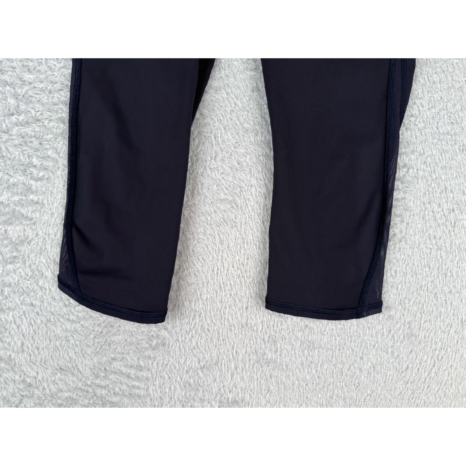 Lululemon Lululemon Pants Womens 4 Blue Train Times Crop 17" Full-On Luxtreme W6ADDS Cropped Athleisure Yoga Tapered Inseam 17 in Women's Regular Size 27" / US 4 / IT 40 - 2 Thumbnail