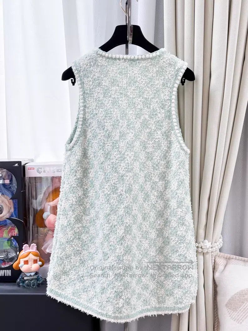 Chanel Chanel White tassel chessboard checkered tweed diamond buc Size XS / US 0-2 / IT 36-38 - 2 Thumbnail