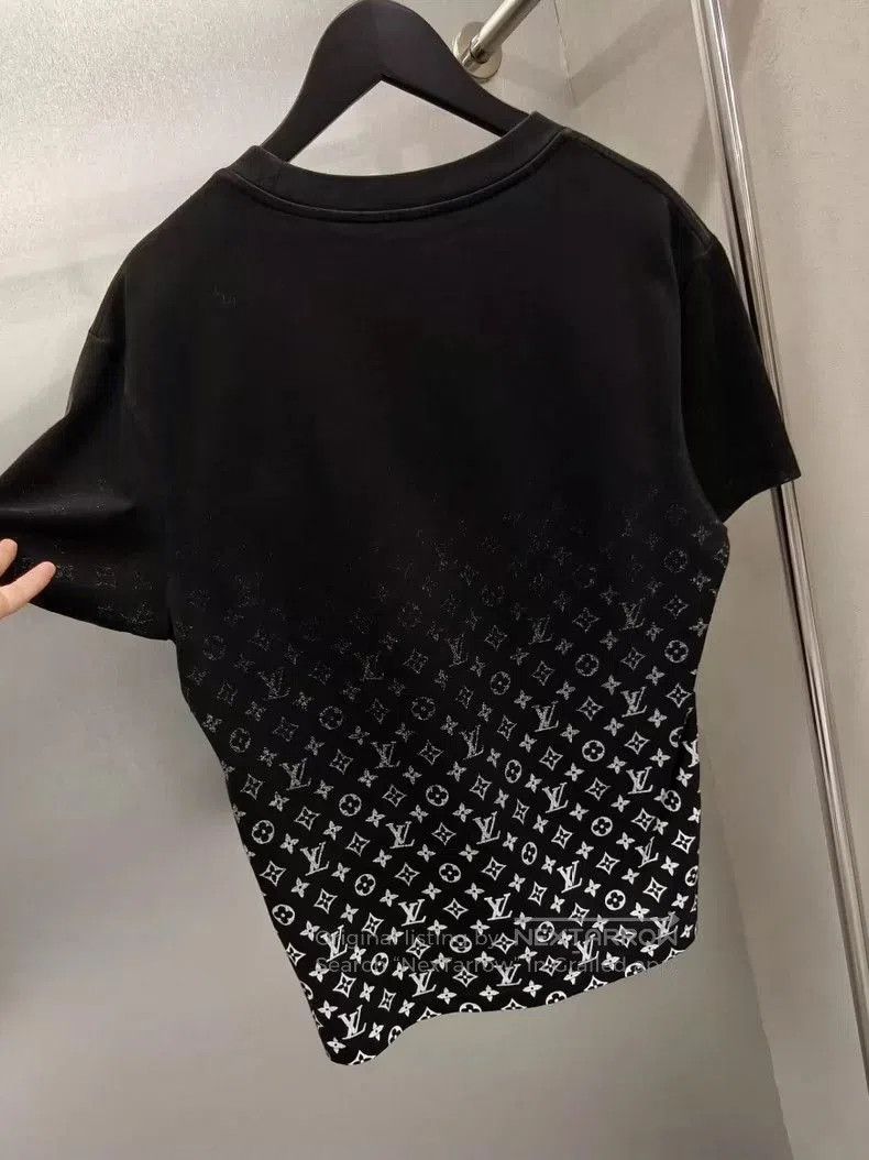 Louis Vuitton LV Gradient Logo Black Short Sleeve S. Size US S / EU 44-46 / 1 - 4 Thumbnail