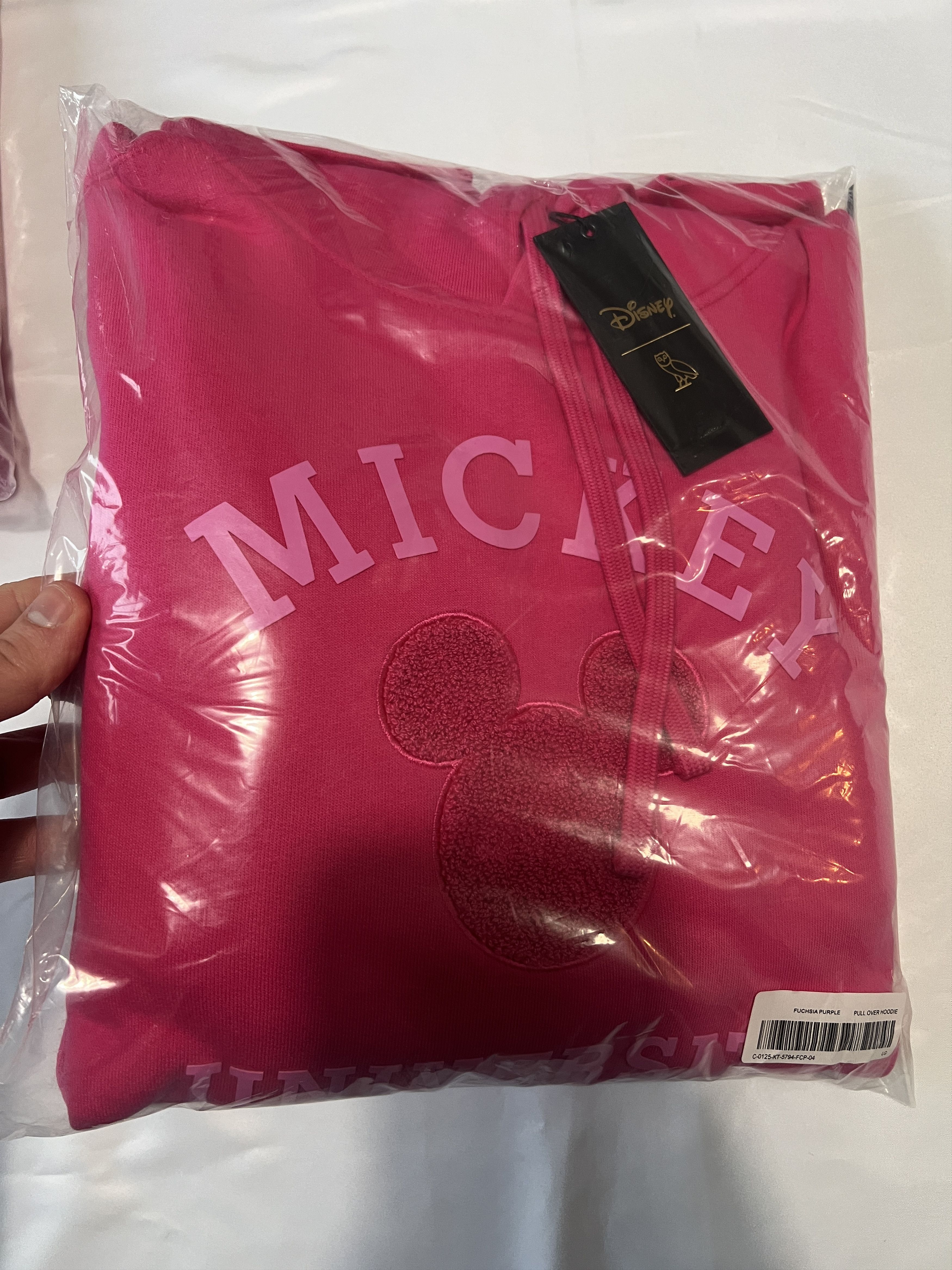 Disney OVO x DISNEY MICKEY MOUSE VALENTINE'S COLLEGIATE HOODIE Size US L / EU 52-54 / 3 - 3 Thumbnail