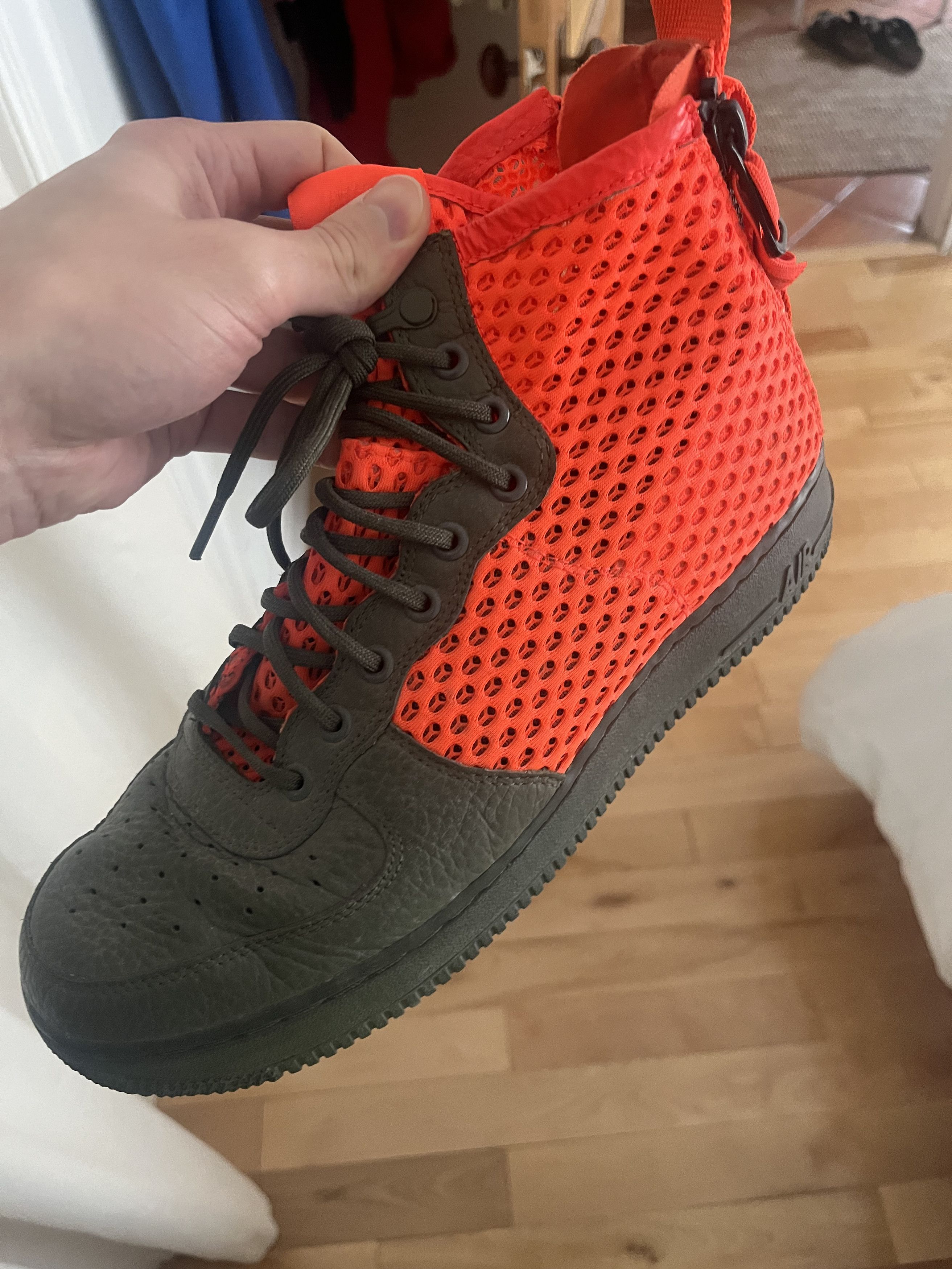 Nike SF Air Force 1 Mid Cargo Khaki Total Crimson Size US 10.5 / EU 43-44 - 7 Thumbnail