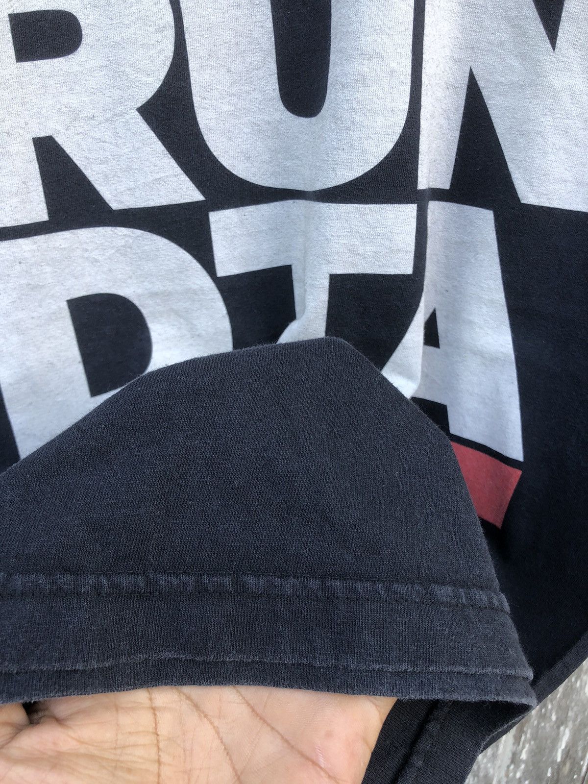 Band Tees Vintage Y2K RUN DMC Parody RUN DTA Member Tshirts Size US M / EU 48-50 / 2 - 8 Thumbnail