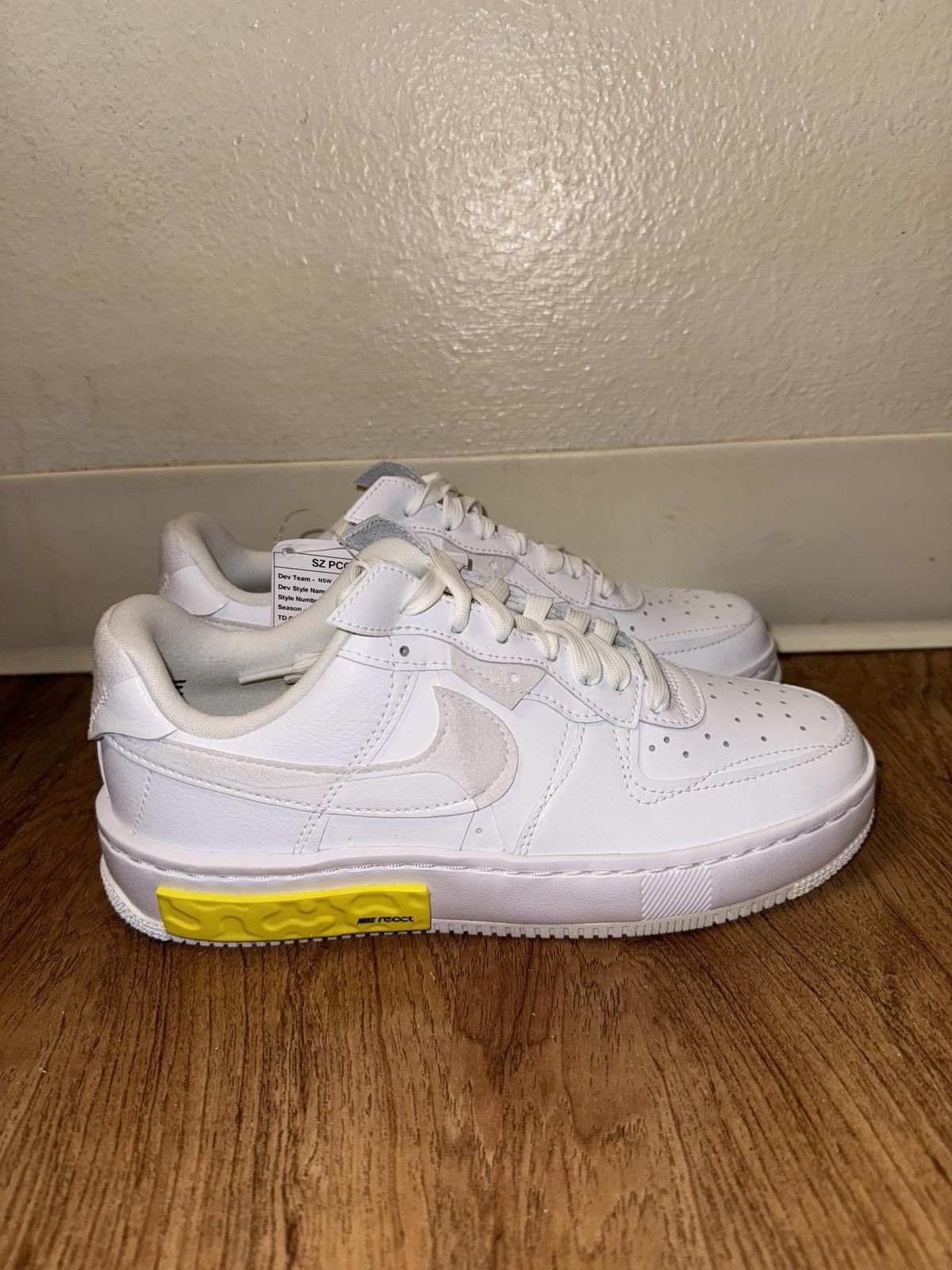 Nike air Force Fontanka White Optic Yellow Sample (Women's)