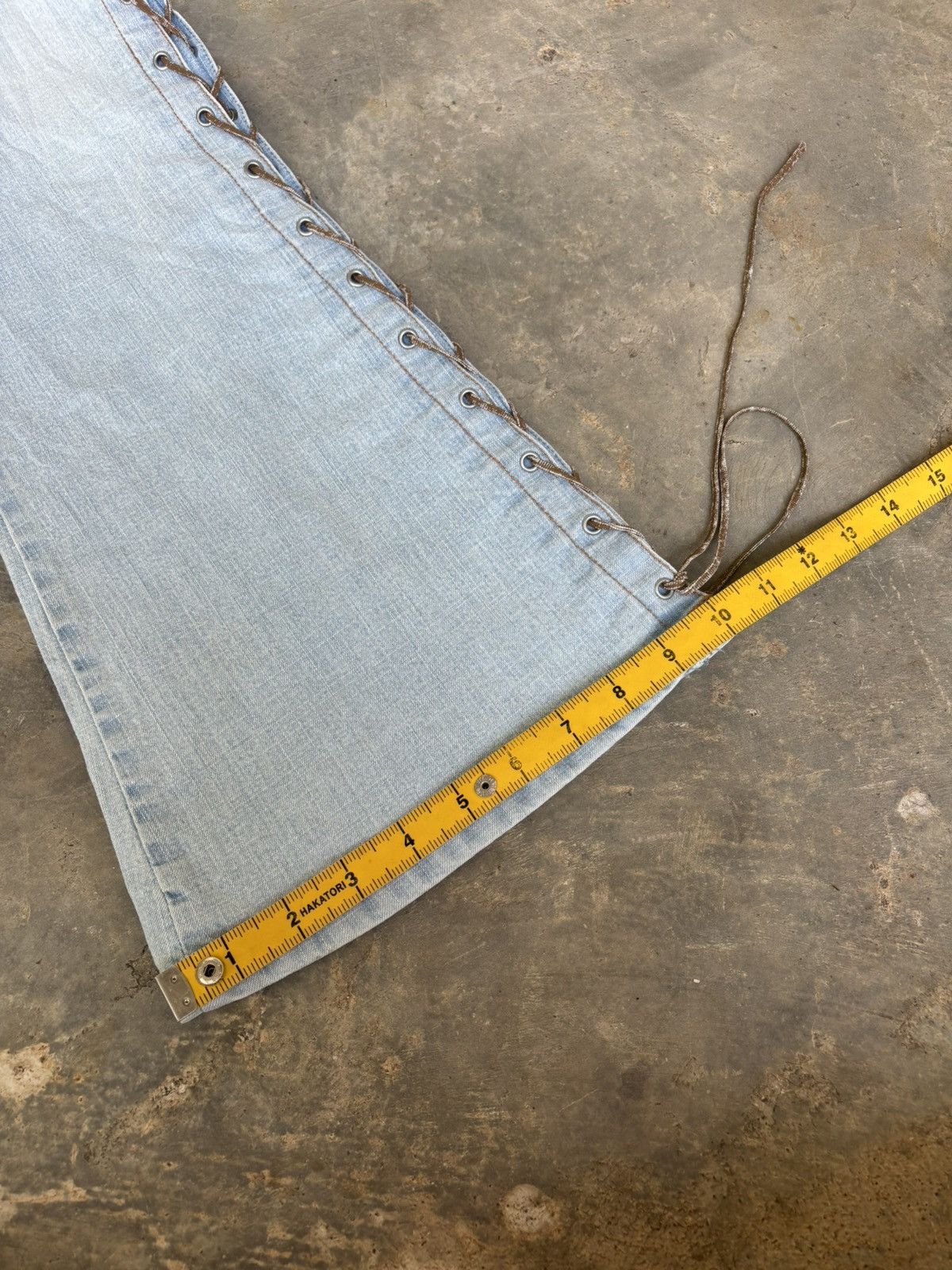 Tornado Mart Flare Jouer aux echecs Tornado mart Style Bootcut jeans Size US 28 / EU 44 - 12 Thumbnail