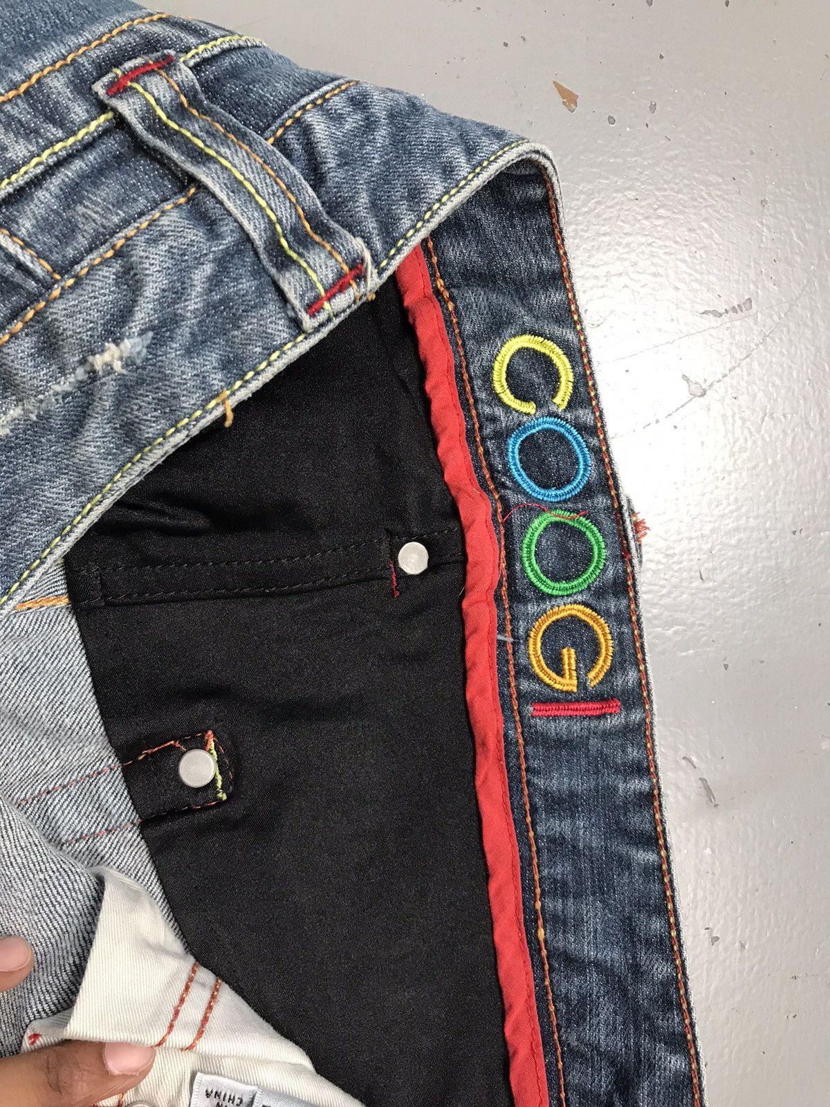 Coogi Vintage Coogi SpellOut embroidered denim jort Size 32" / US 10 / IT 46 - 9 Thumbnail