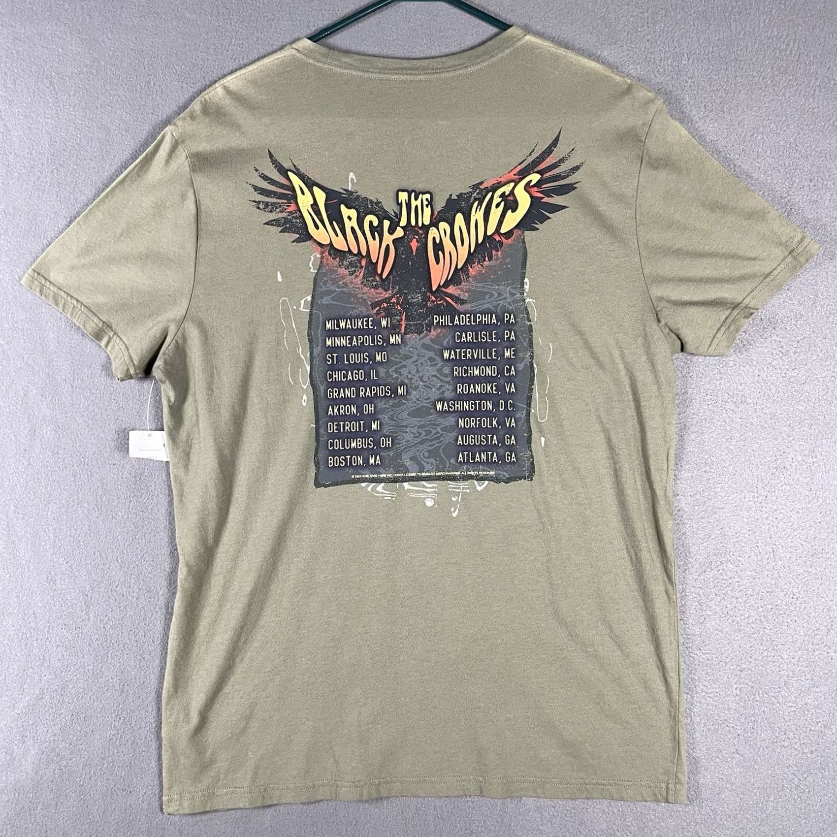 Wrangler VINTAGE? No. The Black Crowes Concert Tour T-Shirt L Men Brown 2024 Wrangler Graphic Print Crew Neck Short Sleeve Music Shirt Size US L / EU 52-54 / 3 - 4 Thumbnail