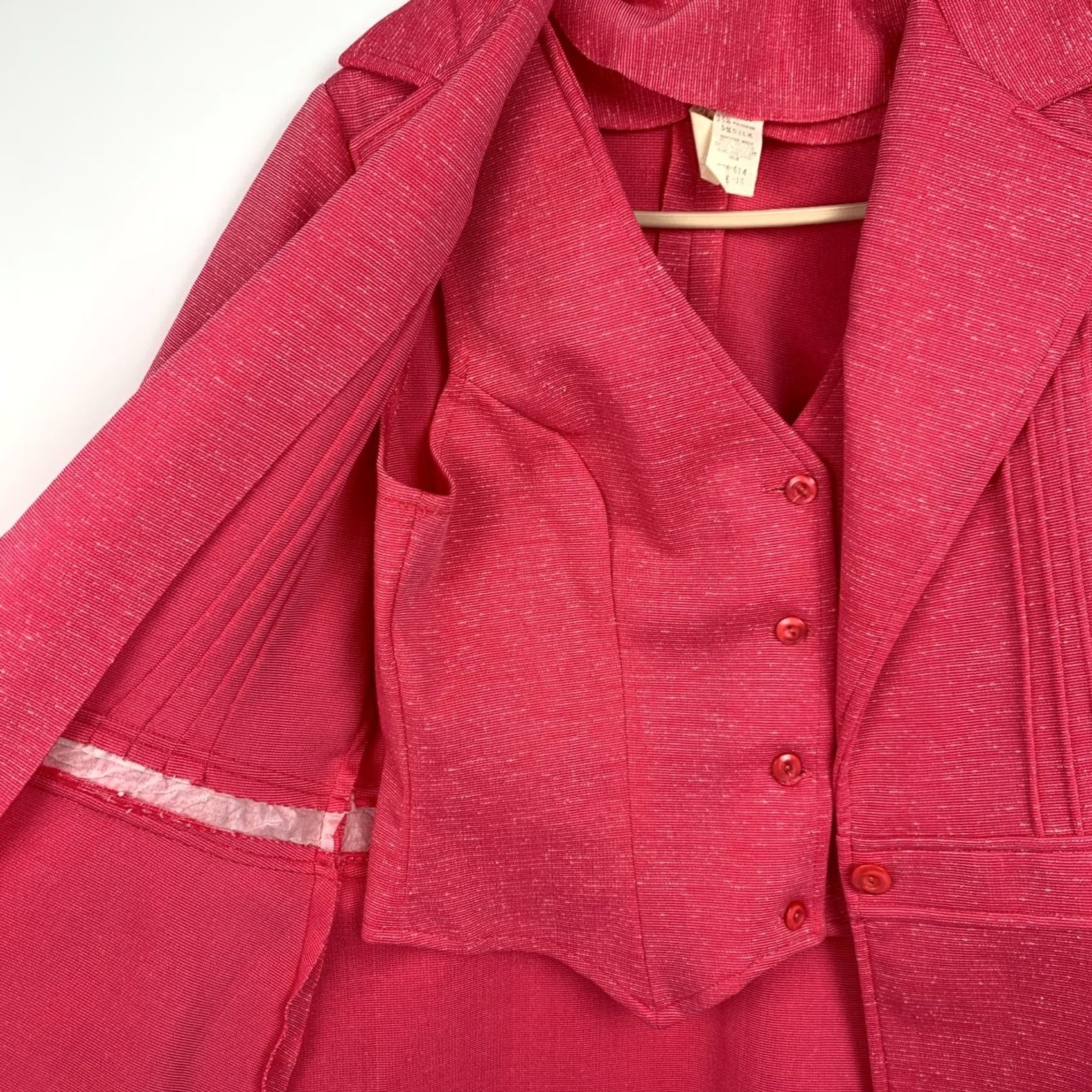 Vintage VINTAGE Silk Polyester Blend Bright Pink 3-Piece Leisure Suit Womens 16 Barbie Shirt Hoodie Pants Jacket Vest 70s Mens Womens Girls Boys Size XXL / US 16-18 / IT 52-54 - 5 Thumbnail