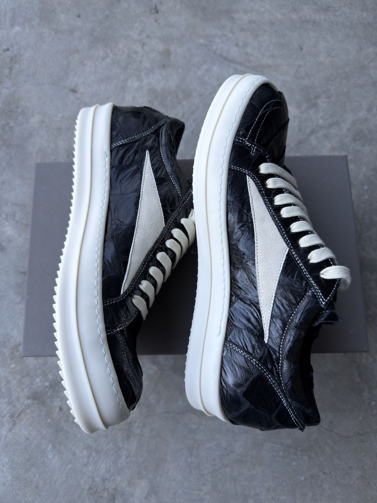 Rick Owens SOLD*Rick owens x Maxfield Exclusive pirarucu vintage sneaks Size US 10 / EU 43 - 13 Thumbnail
