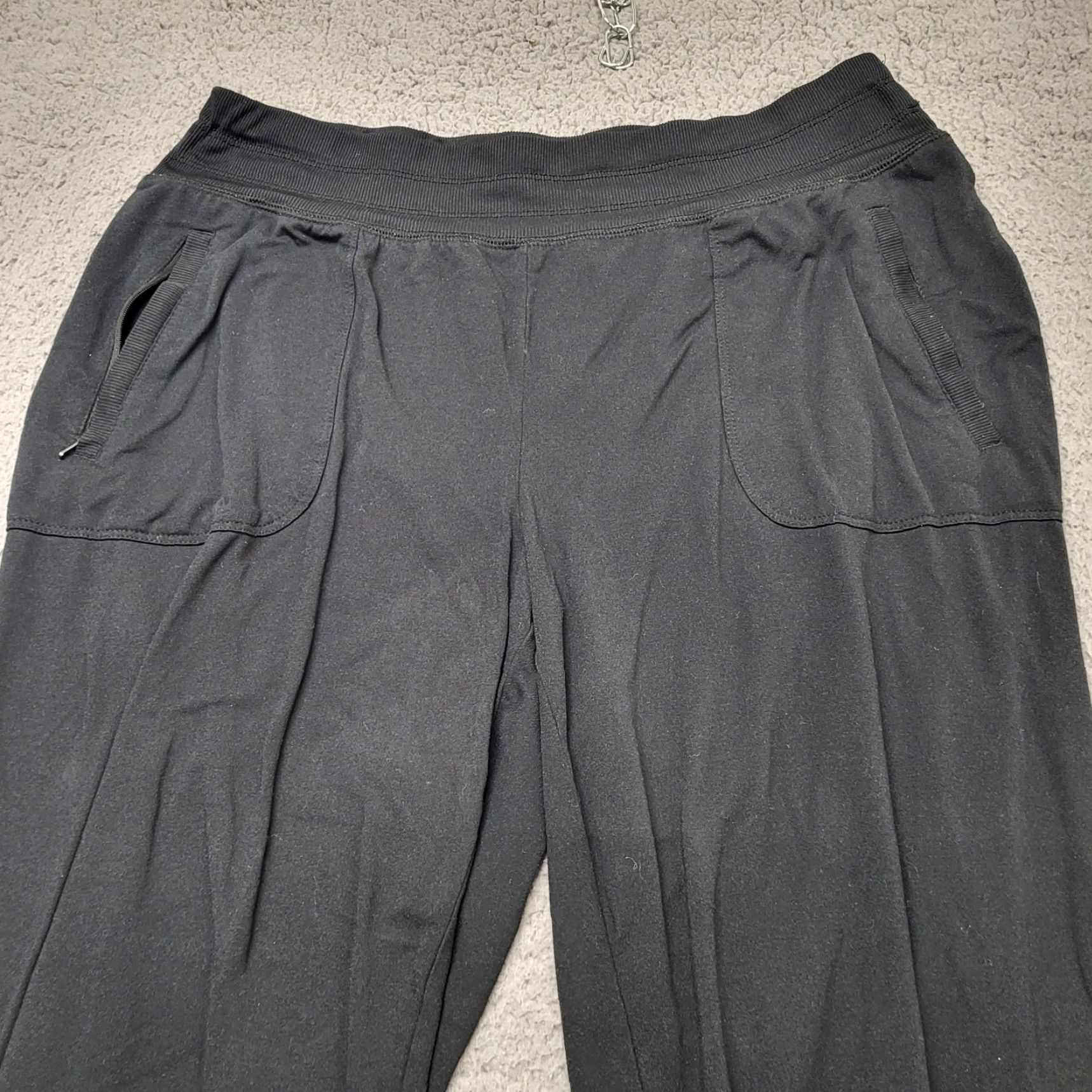 Vintage Freely Jogger Women's XL Black Zip Pockets Tapered Cuffed Leg Athletic Wear Size 40" / US 18 - 4 Thumbnail
