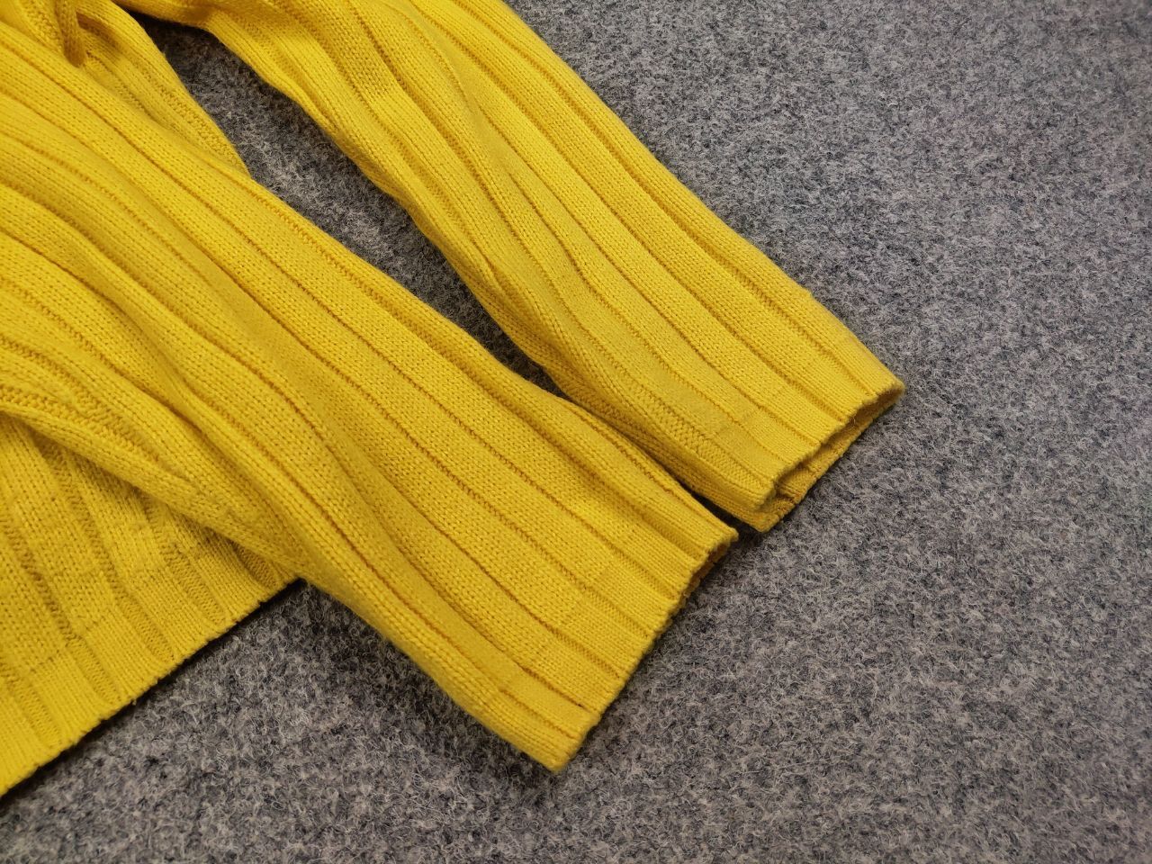 If Six Was Nine Vtg Y2K Hysteric Glamour Style Opium Yellow ribbed sweater Size US M / EU 48-50 / 2 - 9 Thumbnail