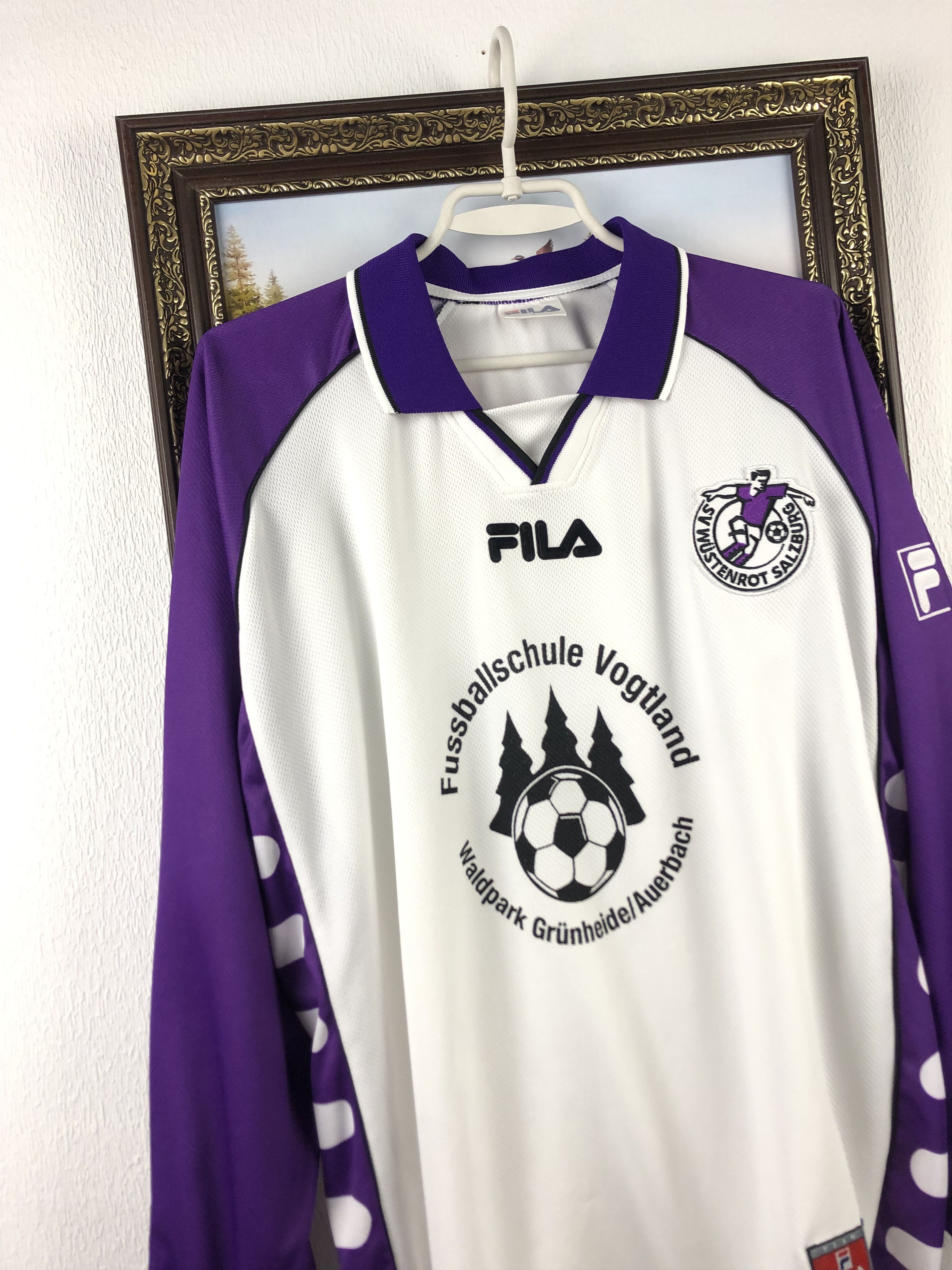 Vintage Vintage 90's Red Bull Salzburg Football Shirt Soccer Jersey Size US L / EU 52-54 / 3 - 3 Thumbnail