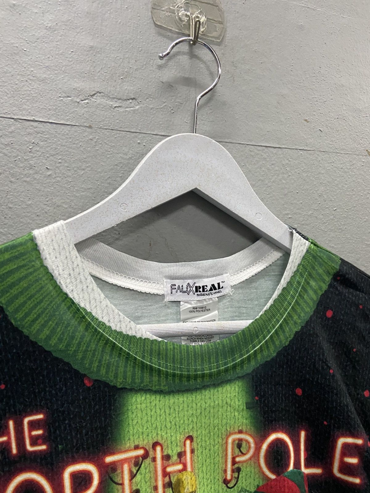 Other FAUX REAL THE NORTH POLE SEXY GIRL LONG SLEEVE Size US L / EU 52-54 / 3 - 2 Thumbnail