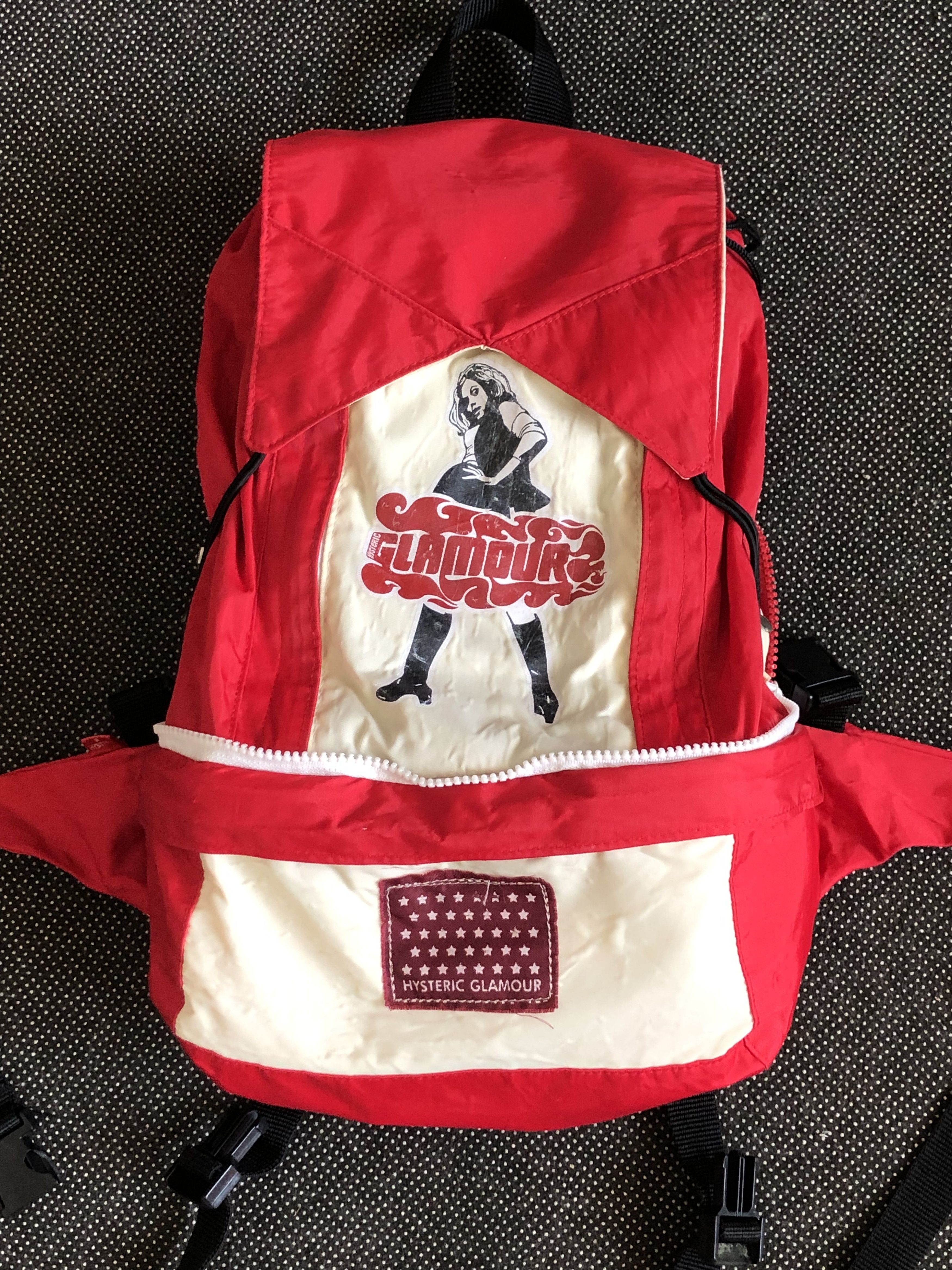 Hysteric Glamour RARE🔥VTG HYSTERIC TRANSFORMABLE 2 IN 1 BACKPACK/WAISTBAG Size ONE SIZE - 3 Thumbnail