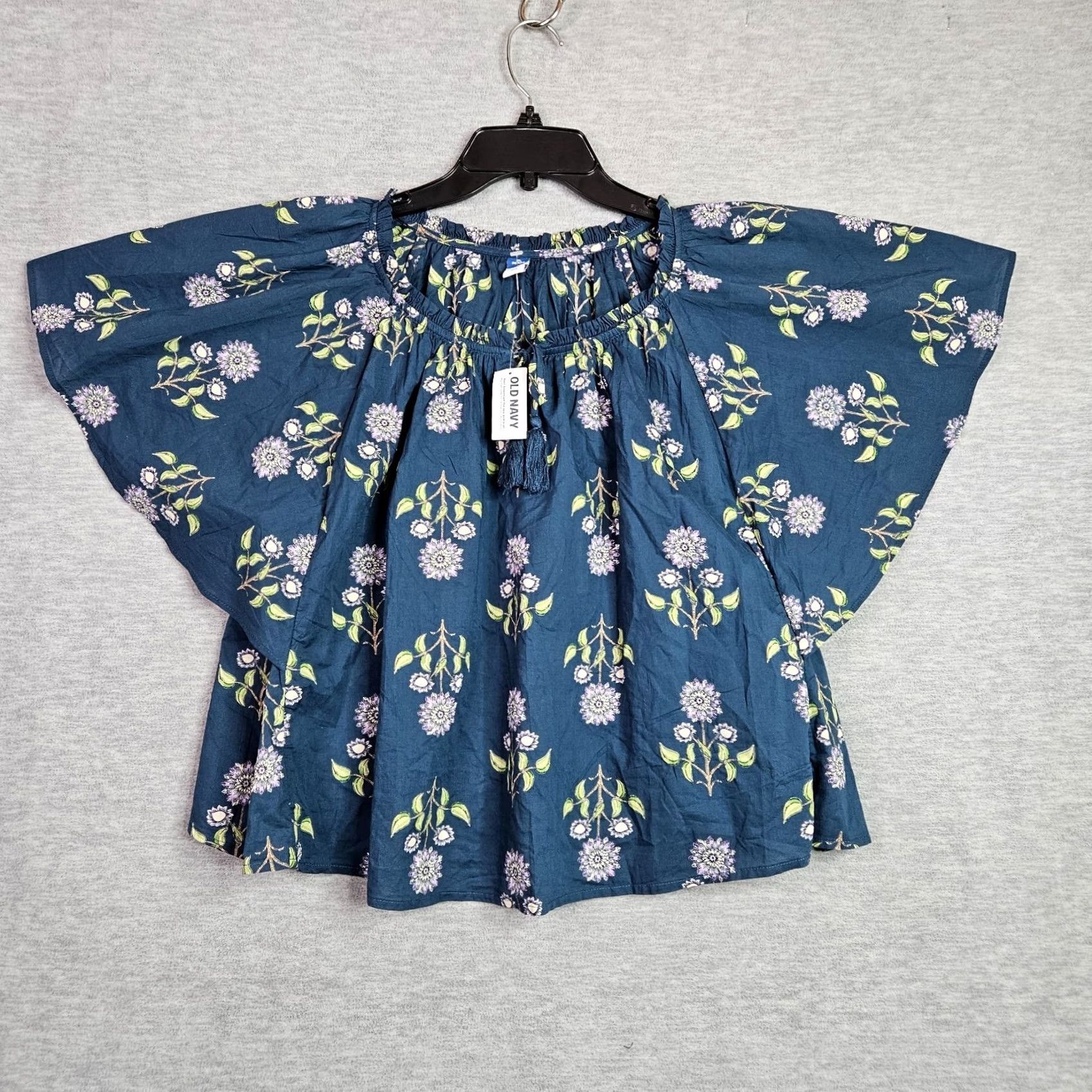 Old Navy Old Navy Women's Blouse Floral Printed Flutter Sleeve Navy XL Shirt Womens XL Blue Pattern Floral Casual Seasonal Lightweight Cotton Blend Size XL / US 12-14 / IT 48-50 - 2 Thumbnail